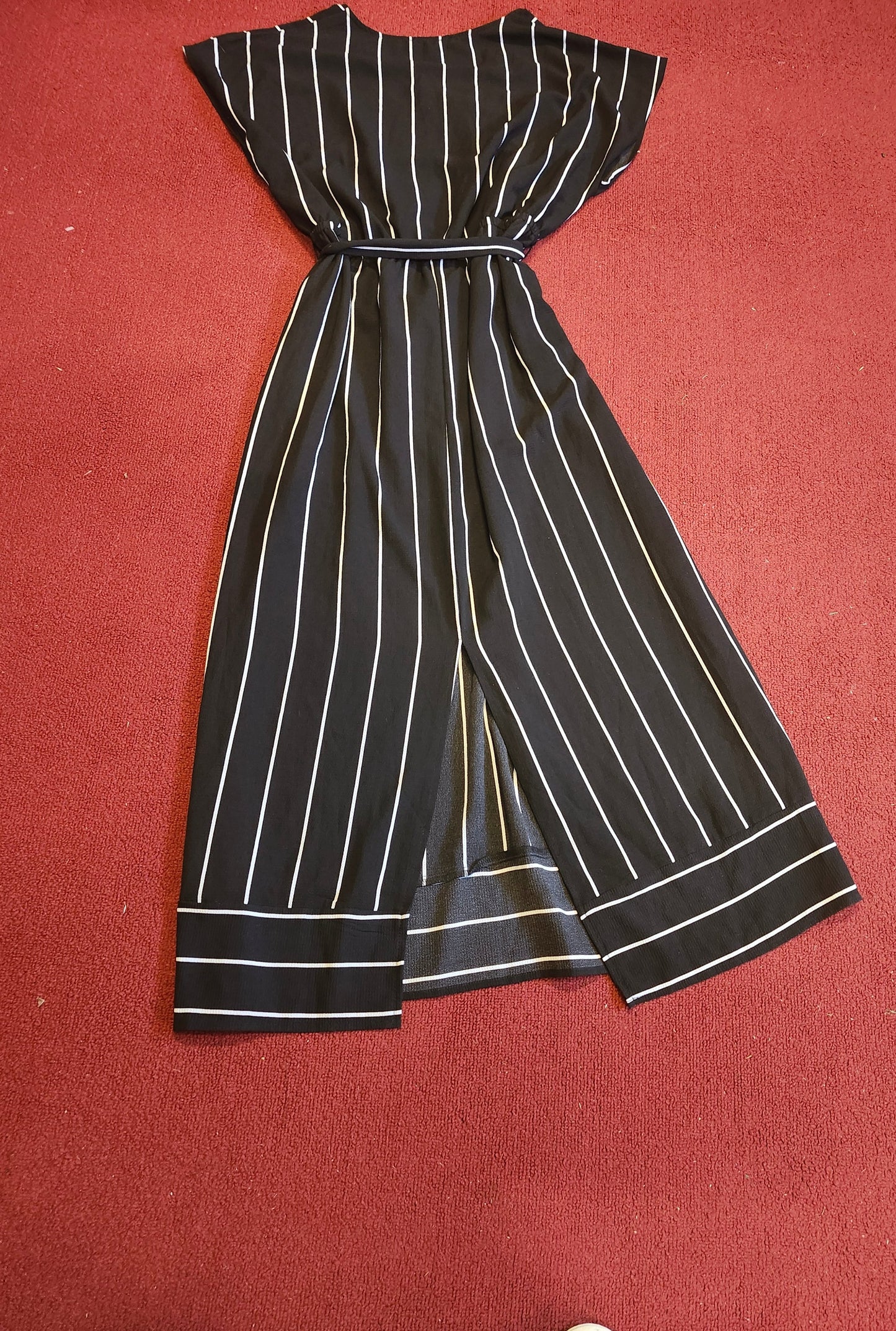 Woman Fashion Black Stripe Dress Slip On Size XL "NEW Arriva; SOLD OUT