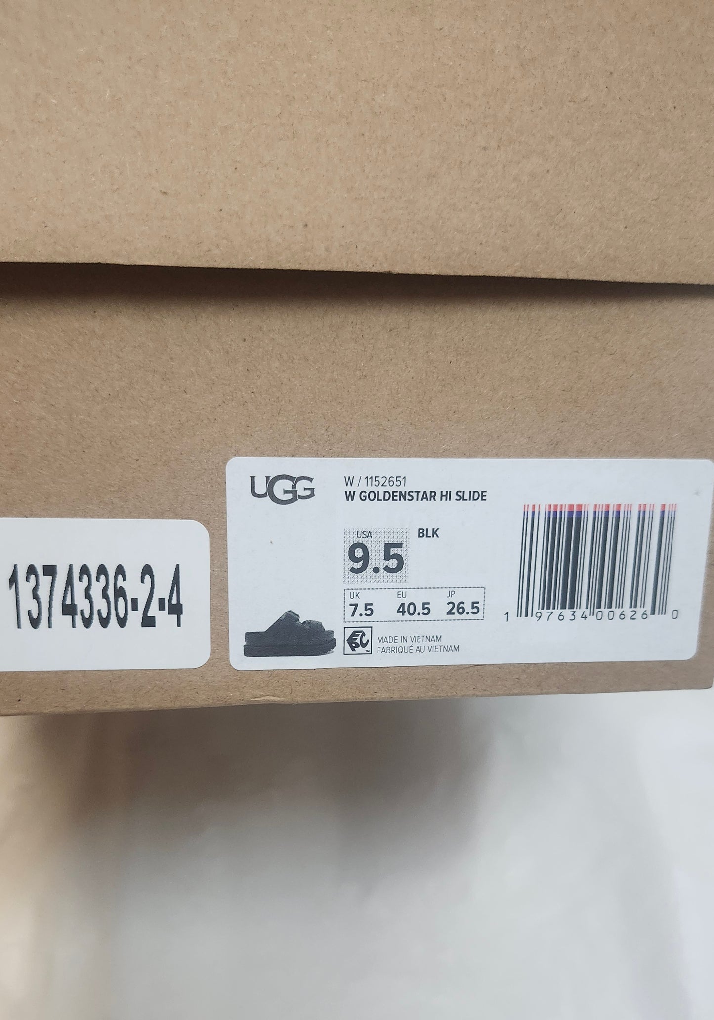 Woman Leather Goldstar HI Slide By UGG Size 9.5