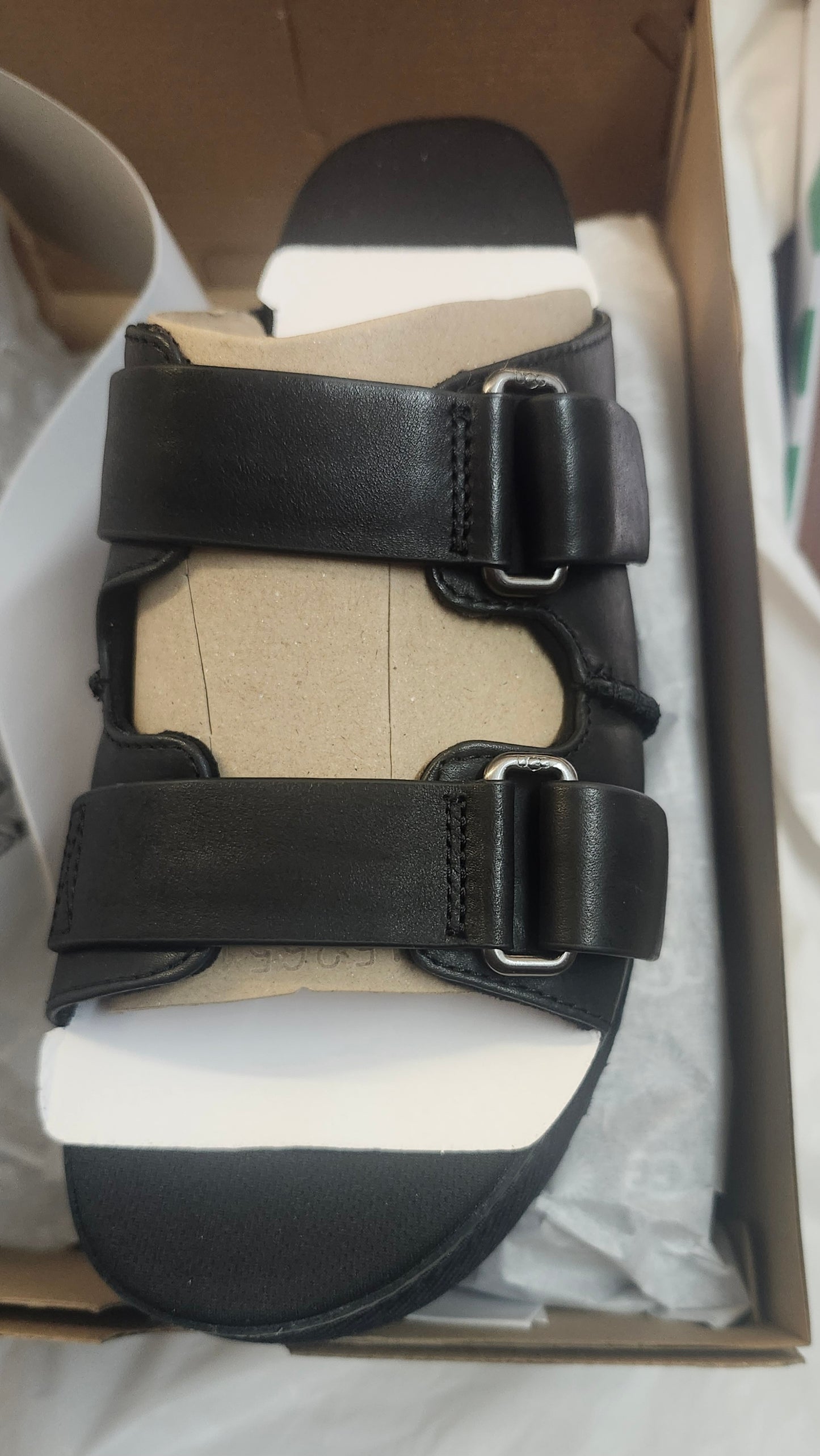 Woman Leather Goldstar HI Slide By UGG Size 9.5