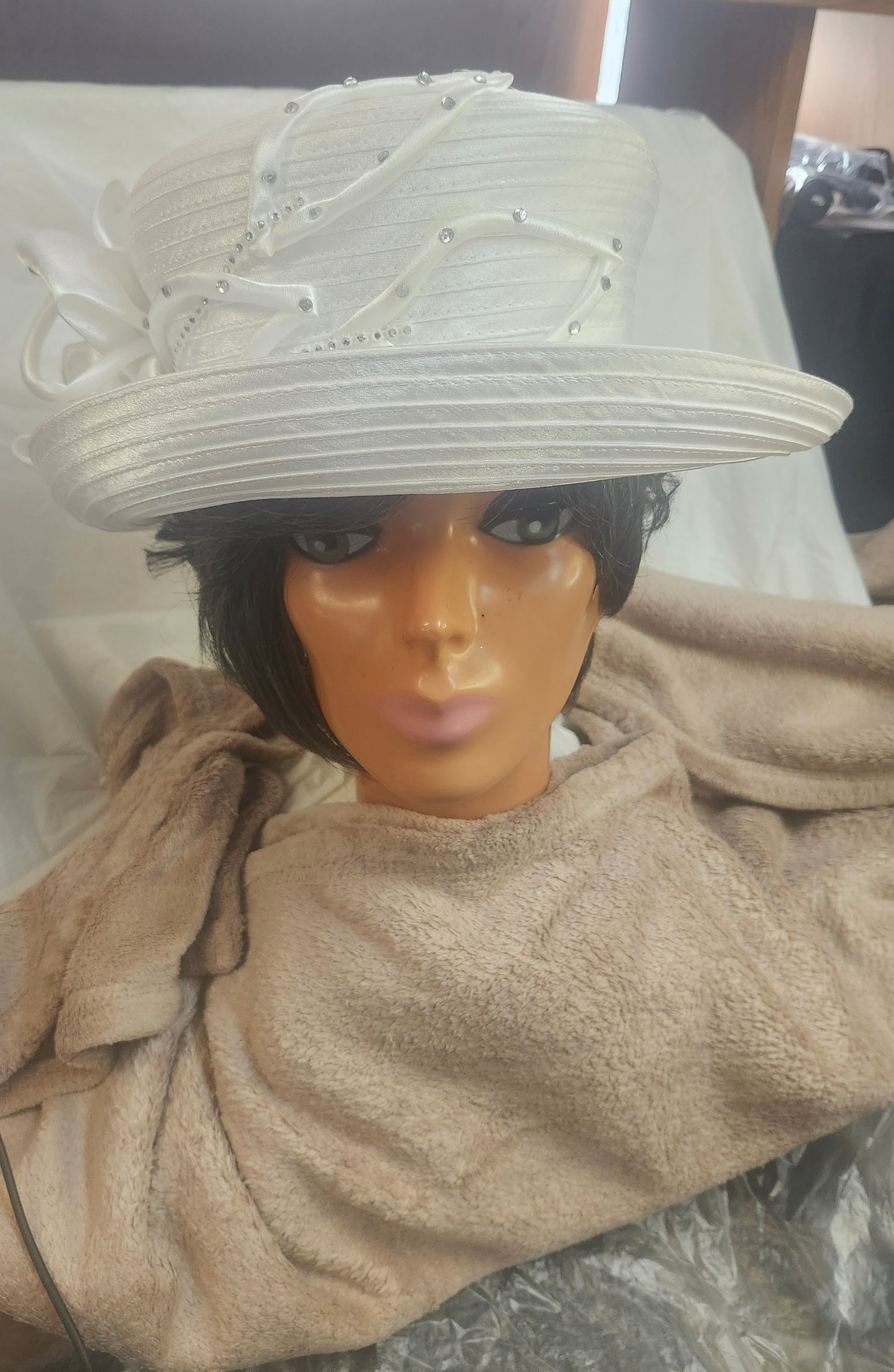 White Elegant Dress Hat. Color White "Just In Time For Mothers Day"