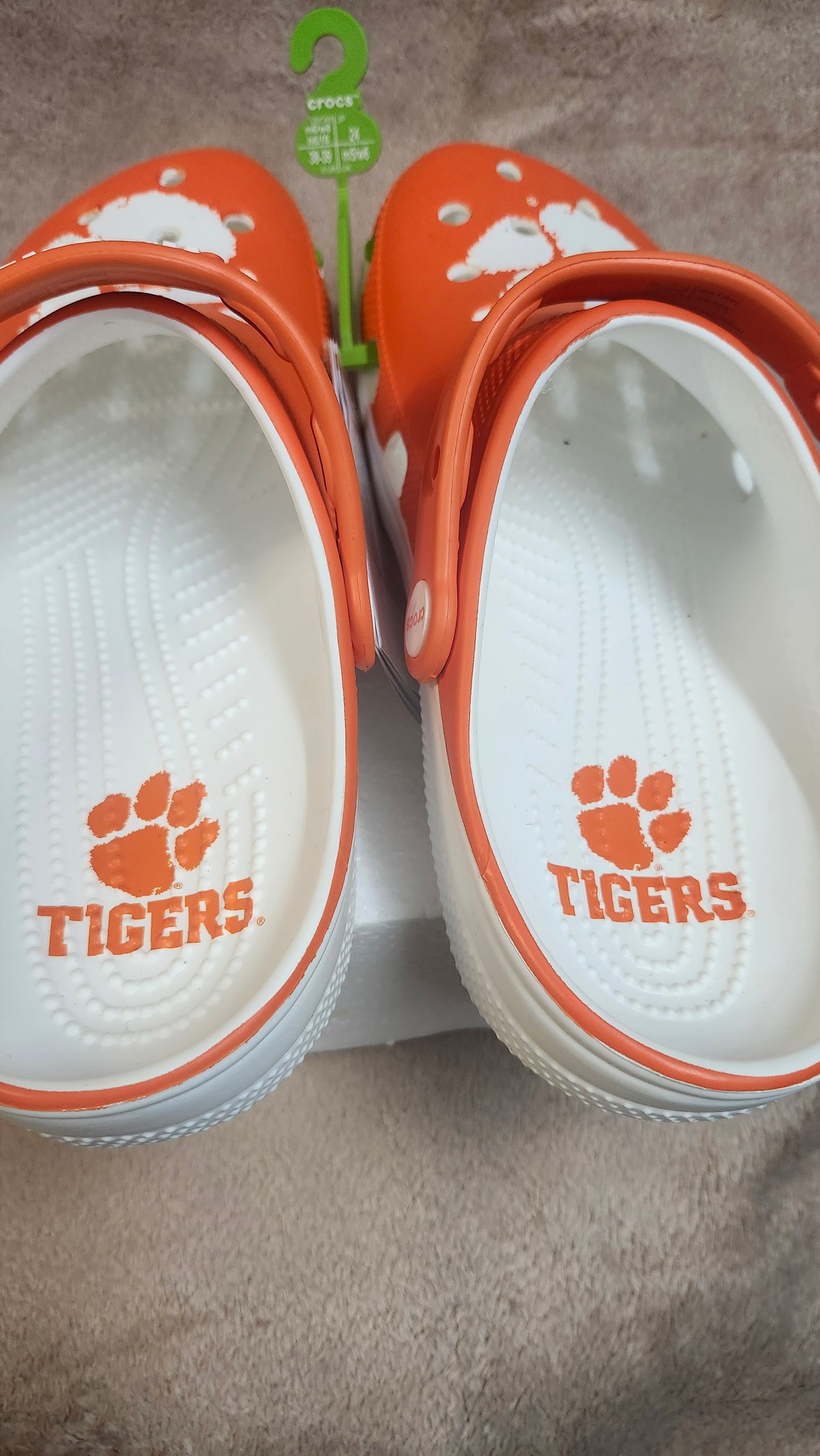 Clemson Tigers Unisex Classic Clog Crocs Size 8 W "New Arrival"Just in time for Mothers Day