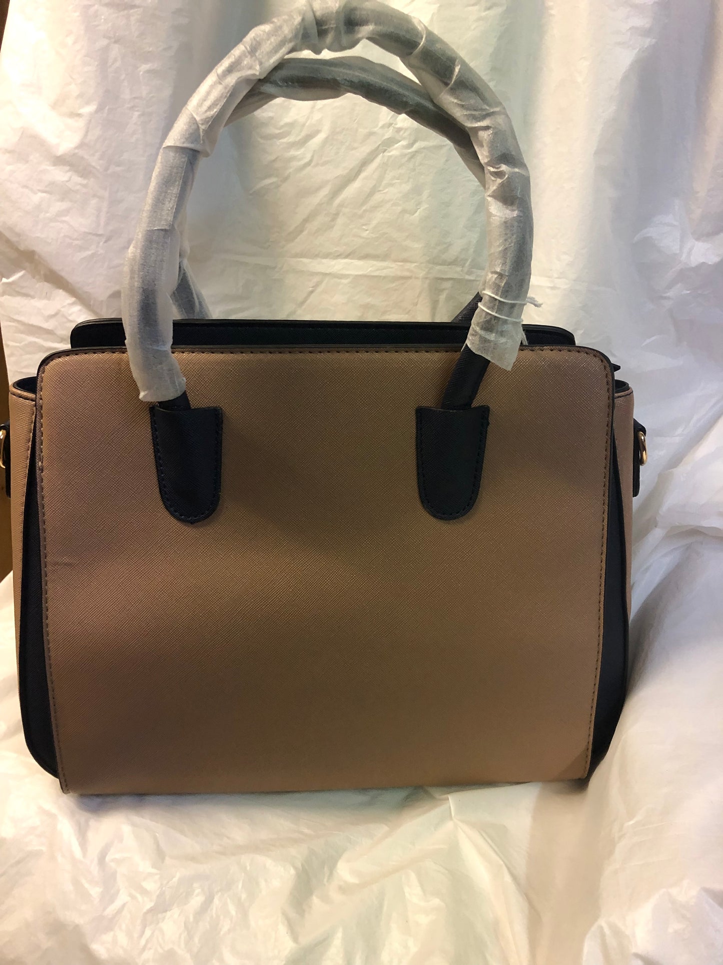Womans Fashion 4Pic. Crossbody/Tote Bag "New Arrival"Great Gift For Mother's Day! (SOLD OUT)