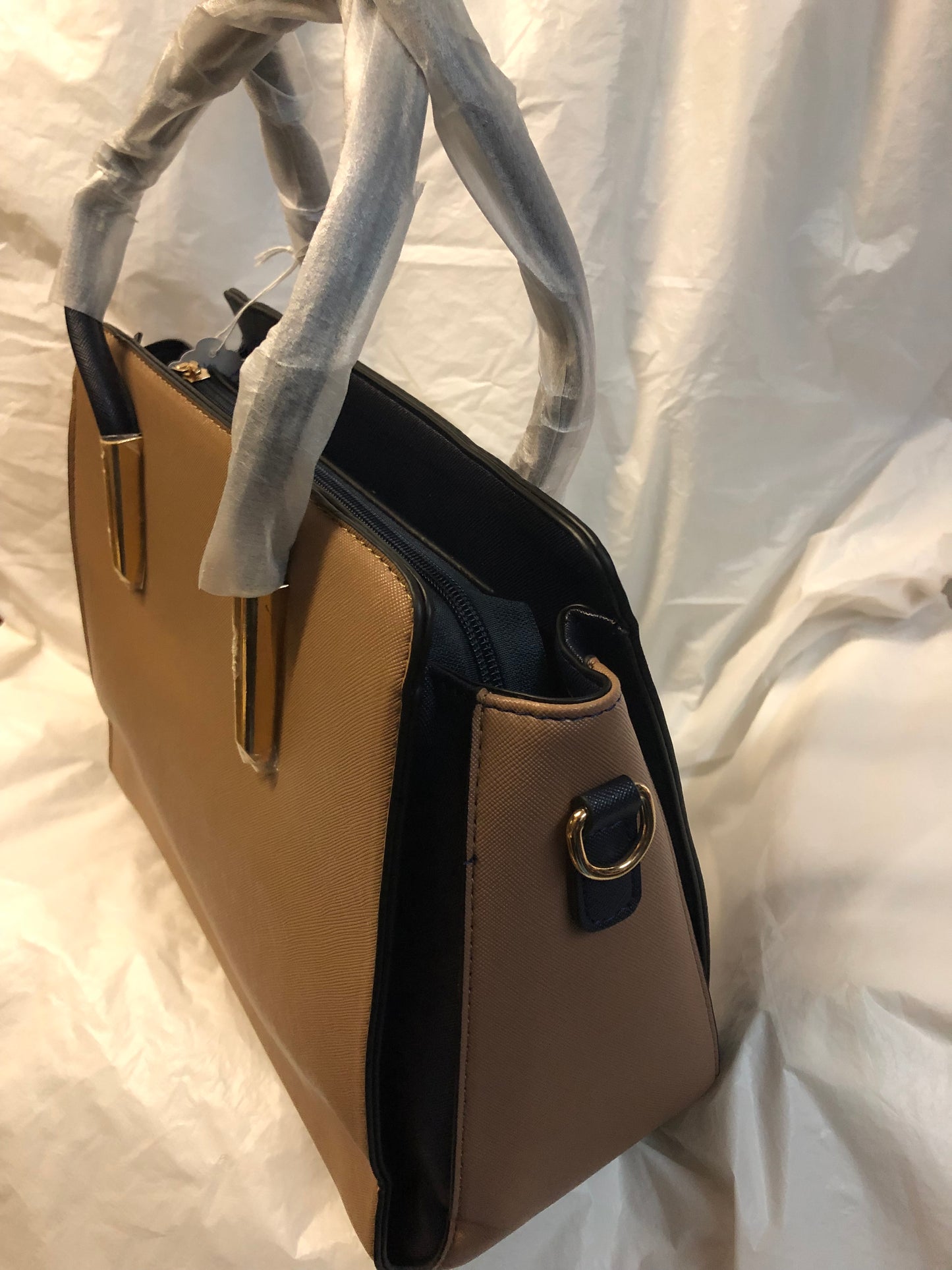 Womans Fashion 4Pic. Crossbody/Tote Bag "New Arrival"Great Gift For Mother's Day! (SOLD OUT)