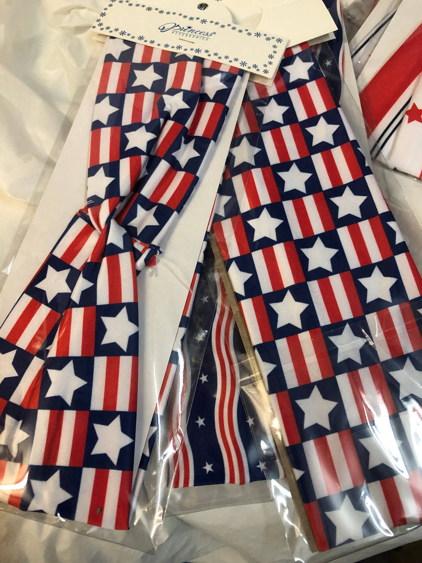 Woman/Girls Headband Hair Accessory Stretchy $12.00 Ea. Or 2 For $ 15.00 Red White and Blue Patriotic American Flag.