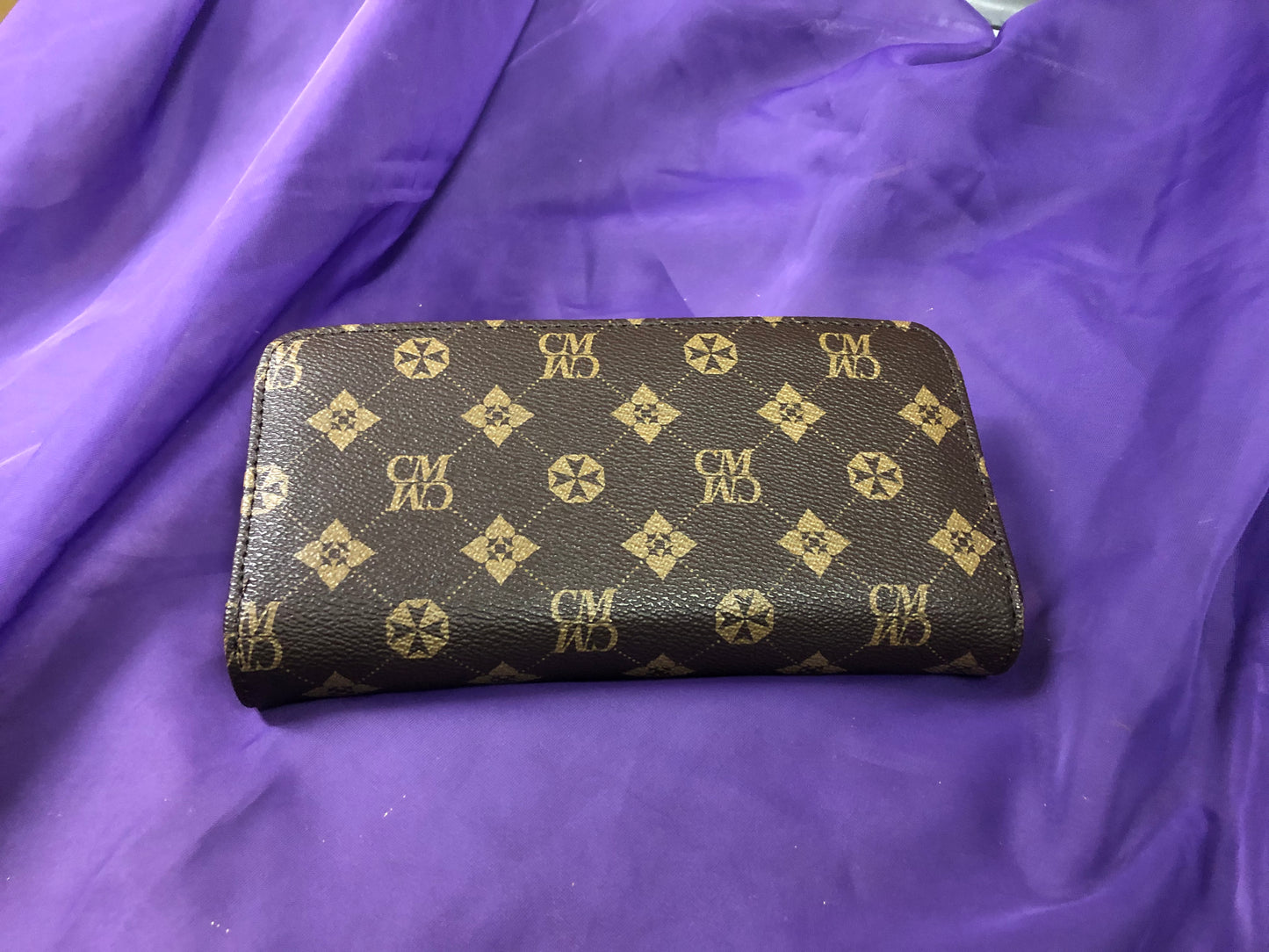 Woman Crossbody Purse Wallet "New With Tags" Color Gold Trim Brown/Tan