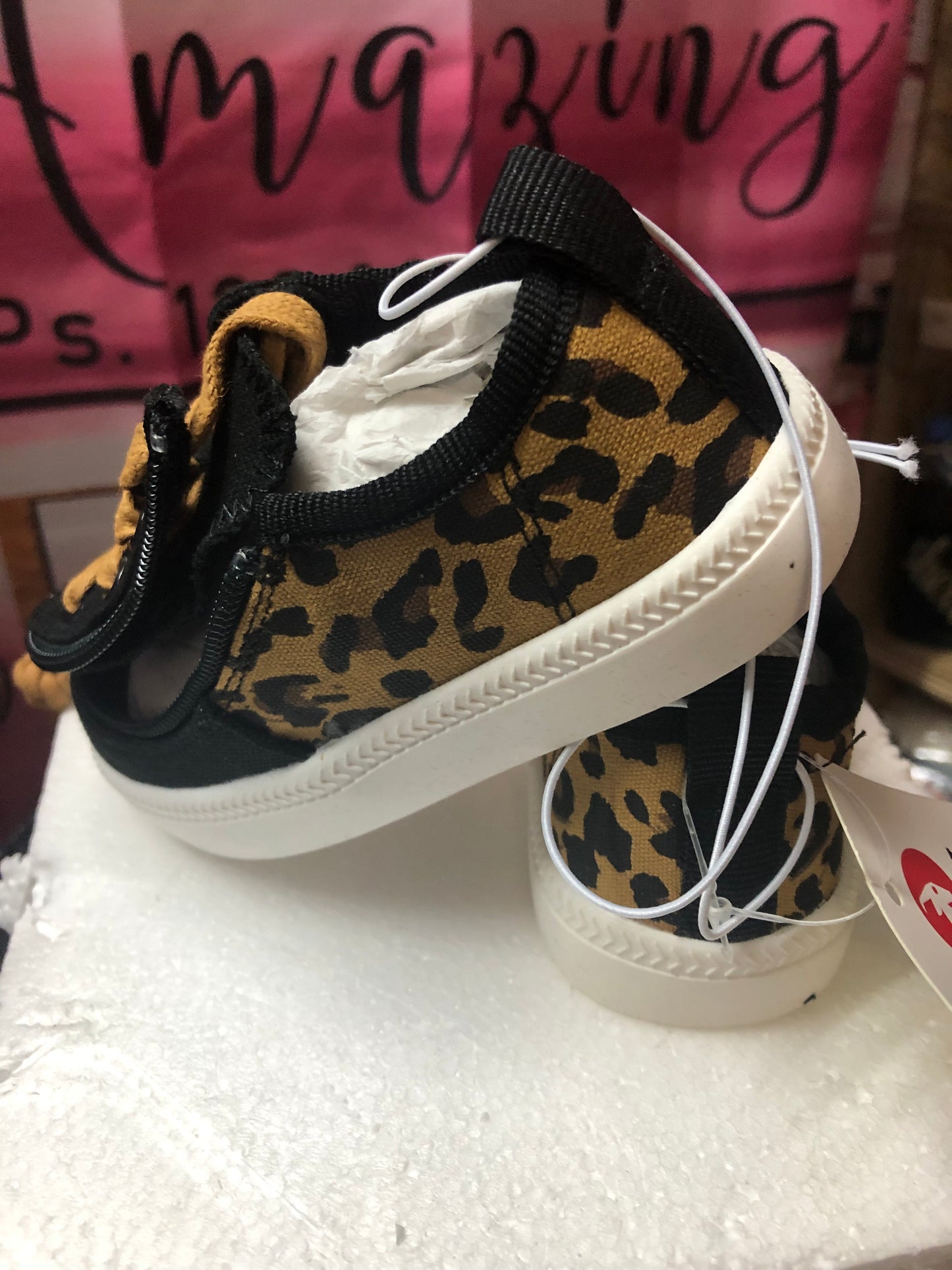 Kids (Child) Blk/Cheetah Print Flip Top Sneaker sizes(6) OR (7) By: BILLY' New Item"