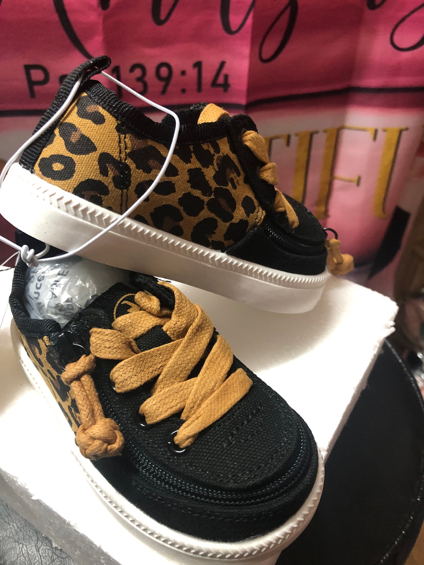 Kids (Child) Blk/Cheetah Print Flip Top Sneaker sizes(6) OR (7) By: BILLY' New Item"