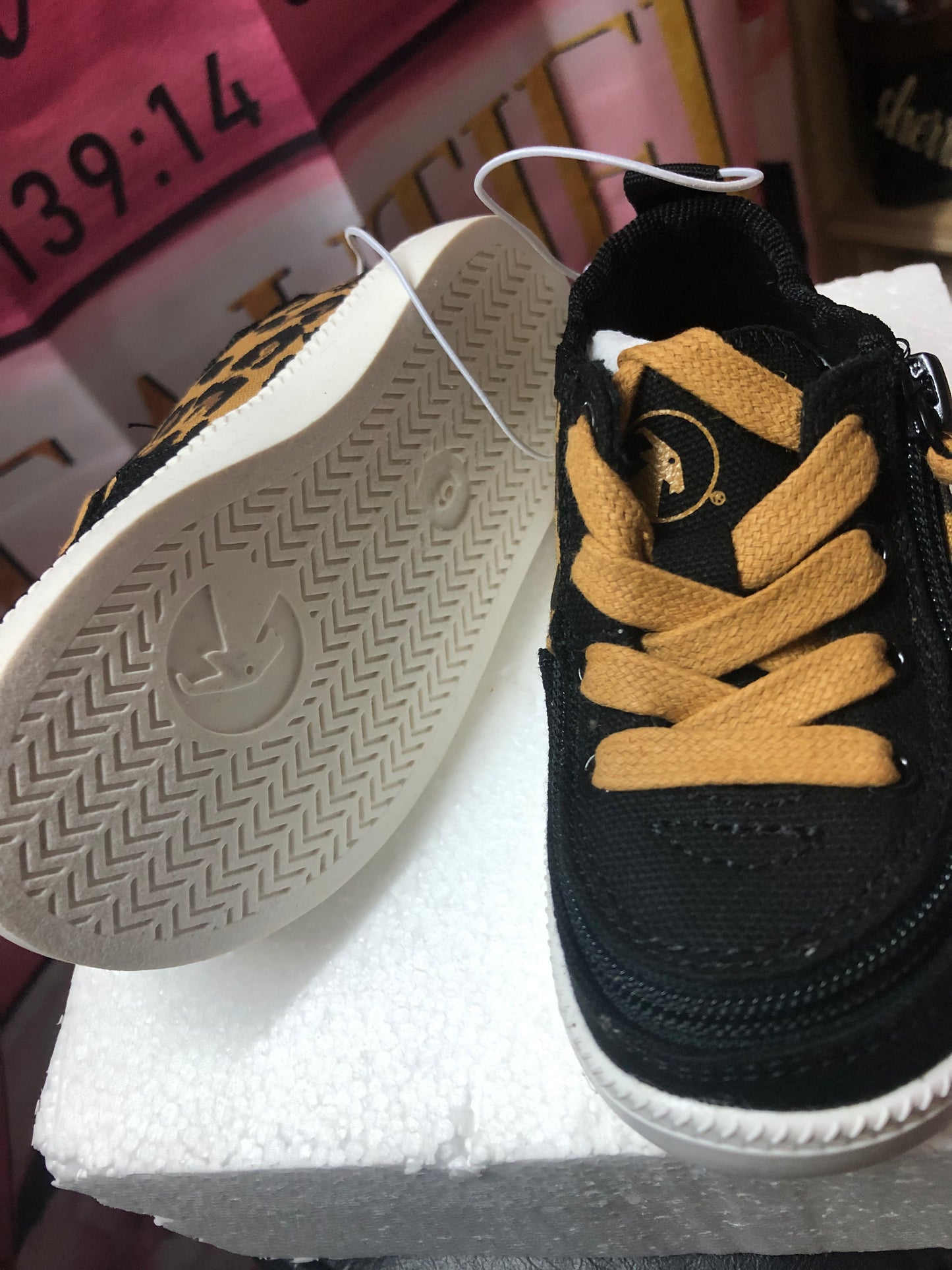 Kids (Child) Blk/Cheetah Print Flip Top Sneaker sizes(6) OR (7) By: BILLY' New Item"