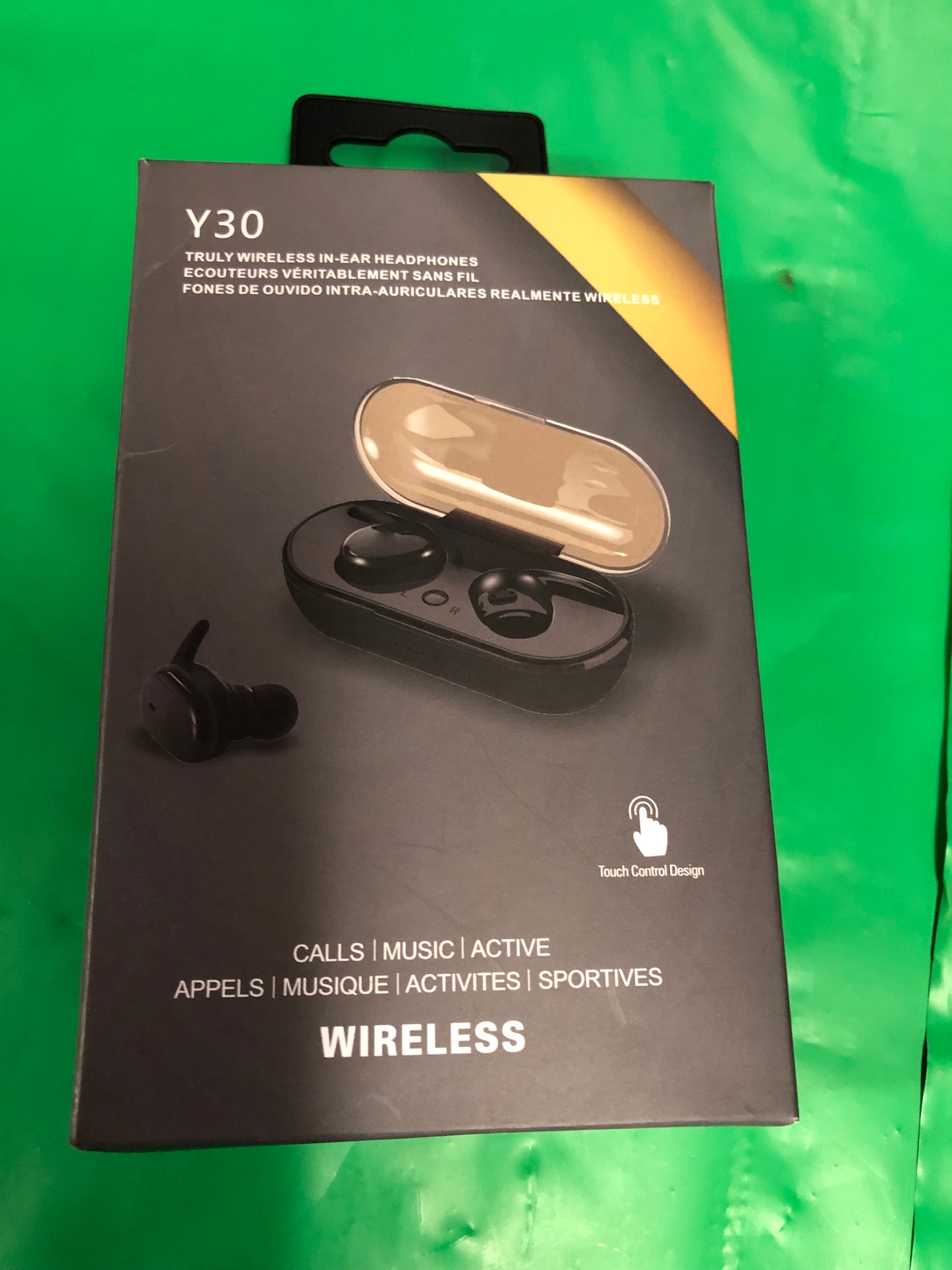 Y30 Truly Wireless In-Ear Headphones Color Black "Great Father's Day Gift"