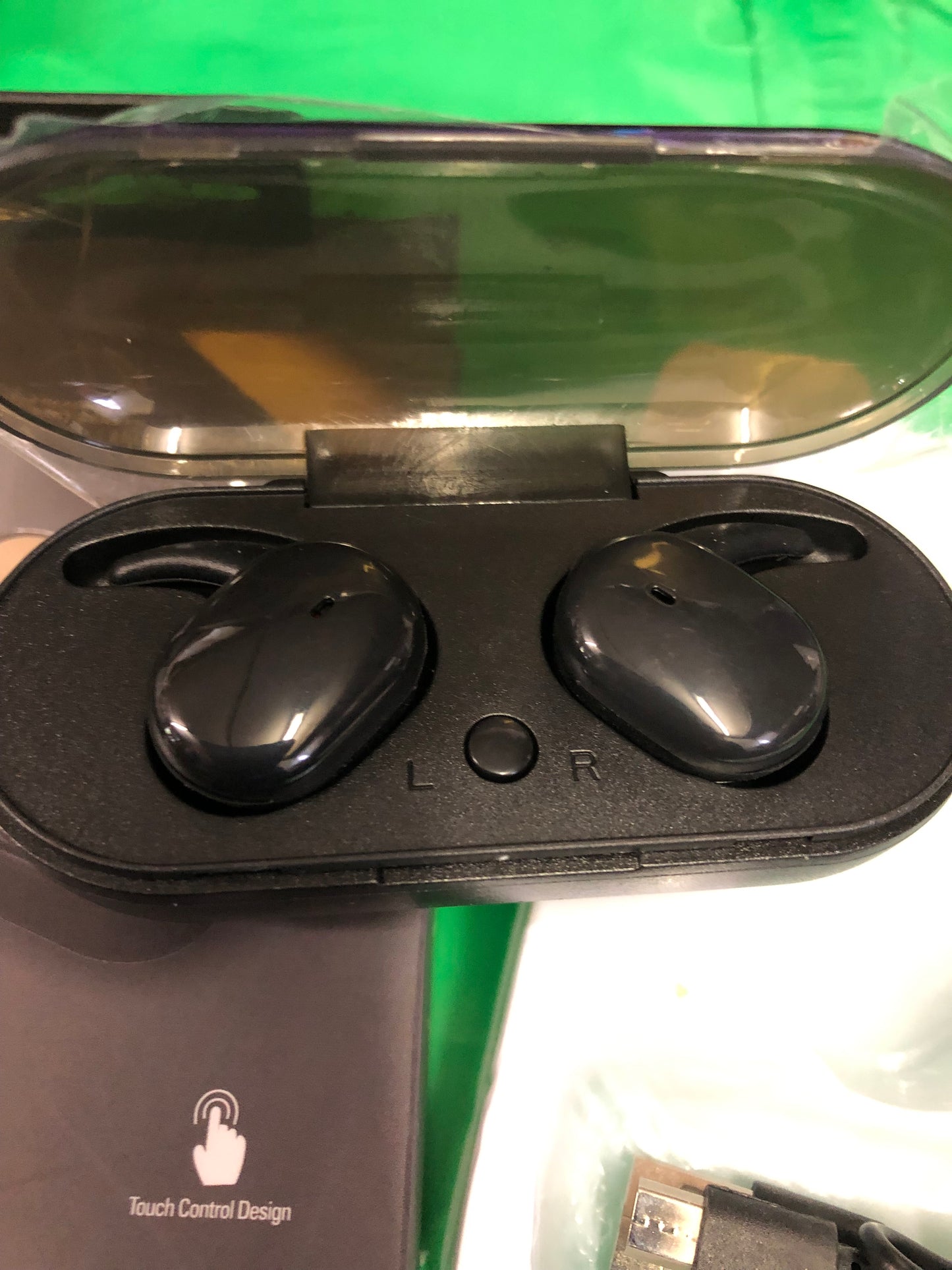 Y30 Truly Wireless In-Ear Headphones Color Black "Great Father's Day Gift"