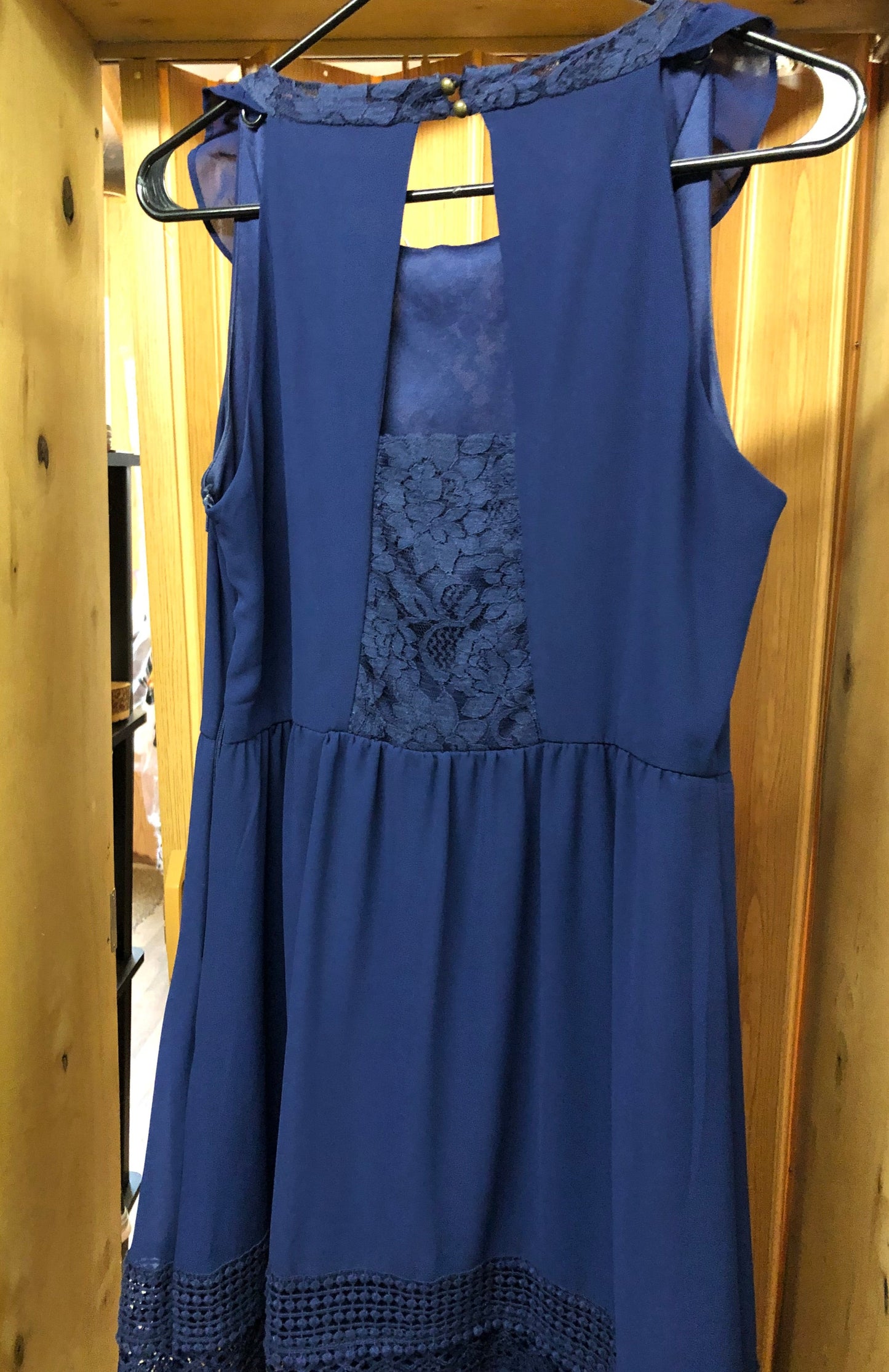 Dress Size Large In The Color Blue With Lace Trim Just In Time For Mother's Day By: Jolt