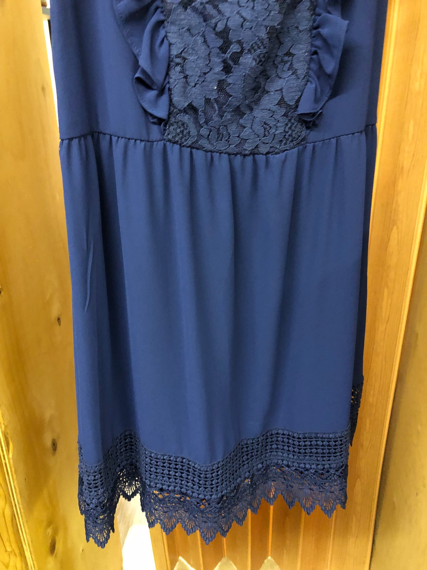 Dress Size Large In The Color Blue With Lace Trim Just In Time For Mother's Day By: Jolt