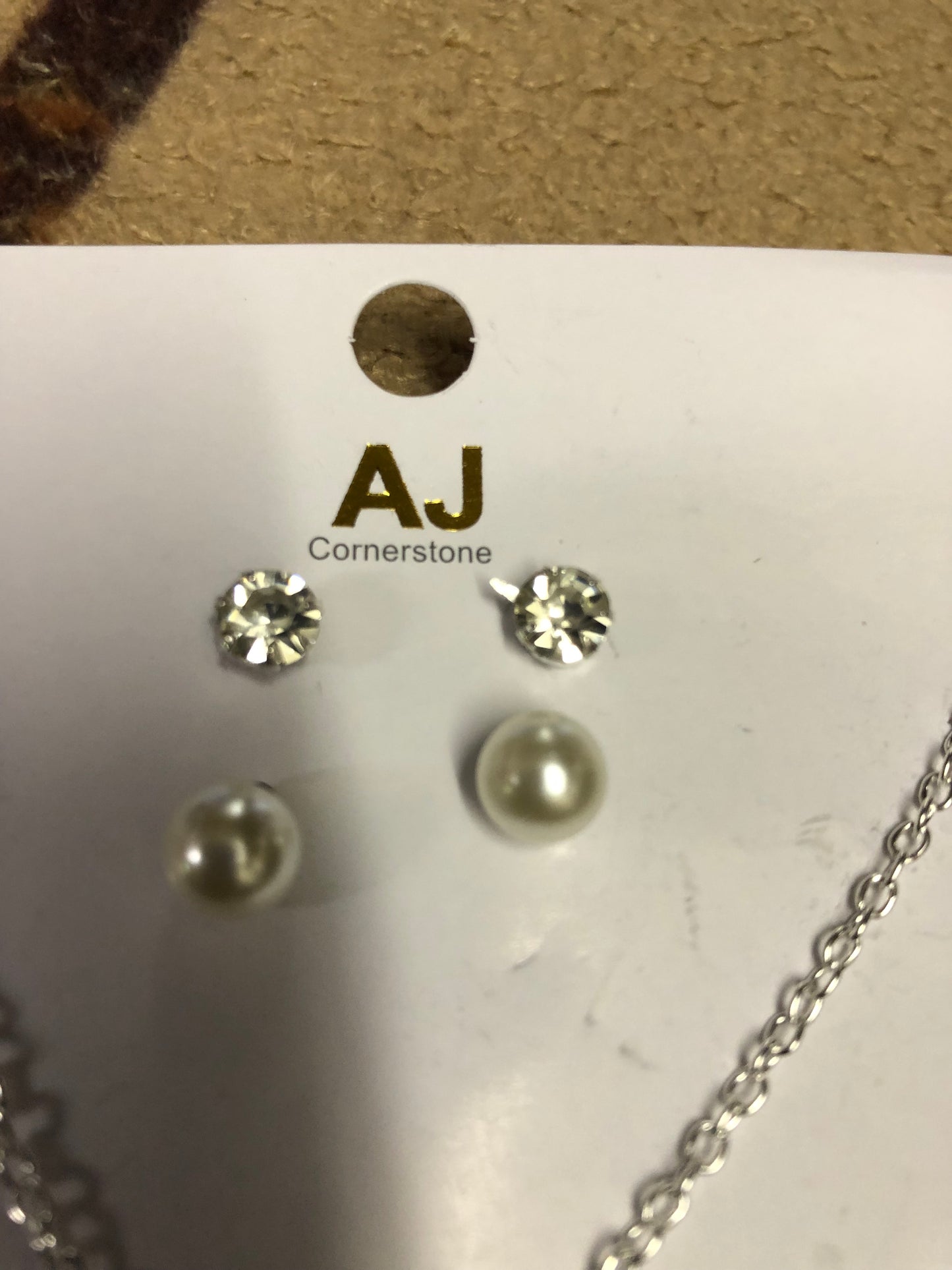 Fashion 5pic. Necklace Set. Come In Gold Or Silver. "New Arrival" Great Gift For The Graduates.