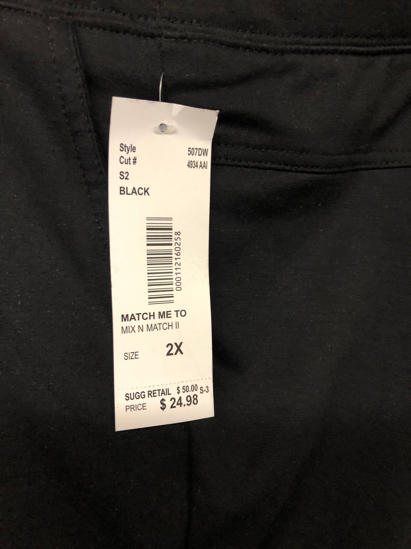 Woman 2Pc. Capri Set Color Black Pants Multi Color Top Size 1XL Pants 2XL"New Arrival"