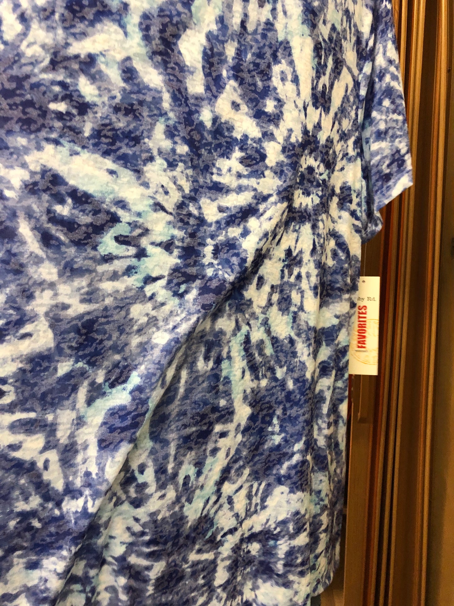 Woman 2Pc. Capri Stretch Denim Set. Top Multi Color New Arrival" Size Top1XL Denim 22W SOLD OUT'Thanks For Your Purchase