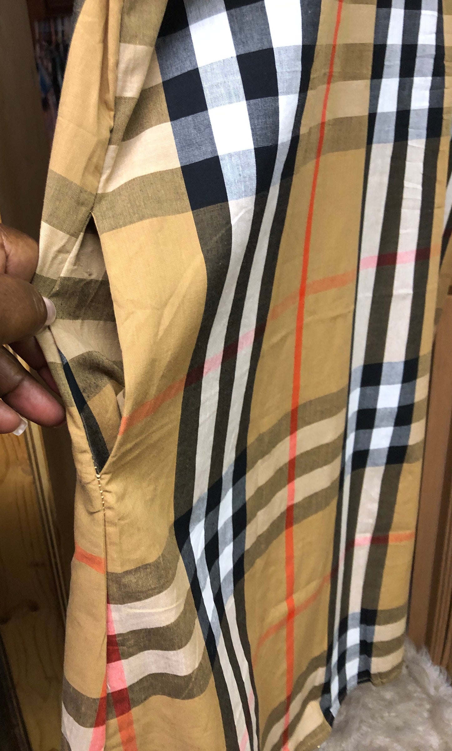 Woman Fashion Designer Plaid Shirt Dress Size Med/Large "New Arrival"