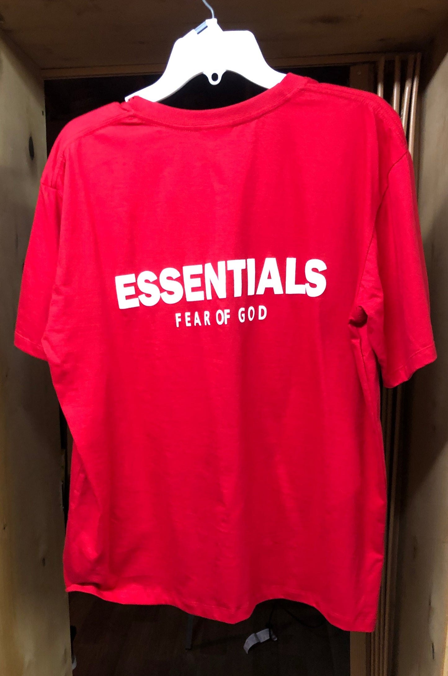 Unisex Basic Essentials Tee Shirt Size Med/Large Color Red "New Arrival"