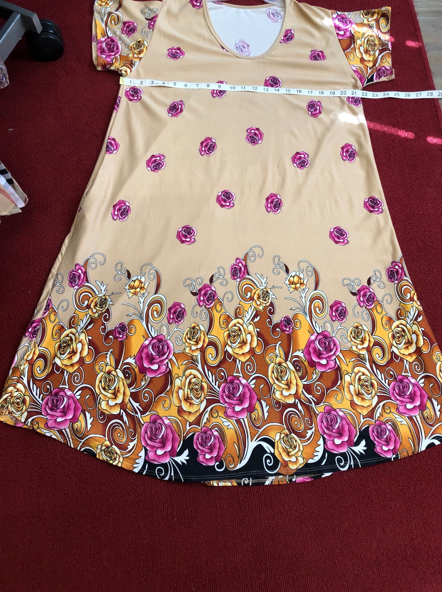 Woman Beautiful Fashion Flower Print Stretch Dress Color Tan Size XL/XL "New Arrival"