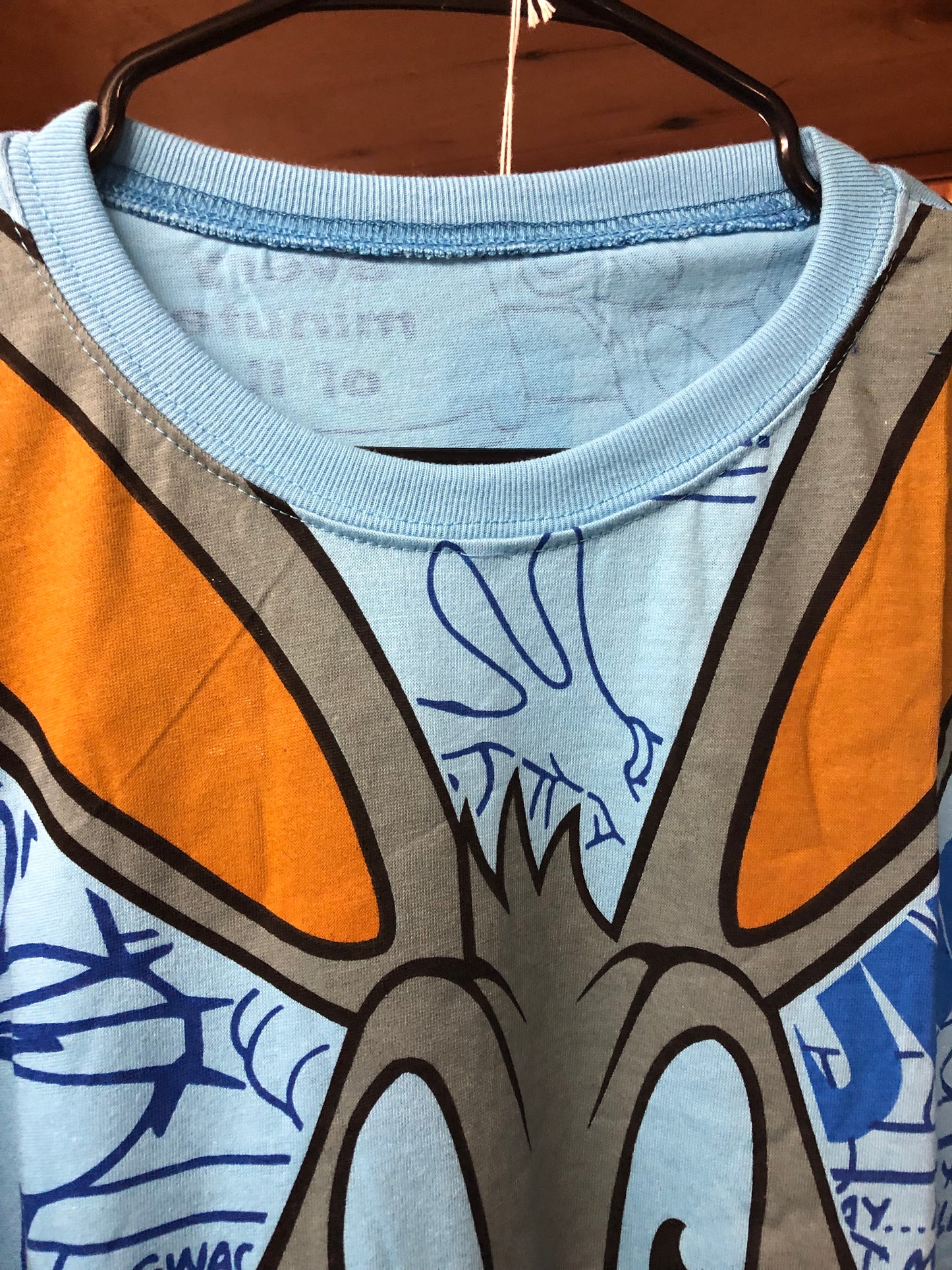 Unisex Tee-Shirt Bugs Bunny Size XL Light Blue Multicolor "New Arrival"