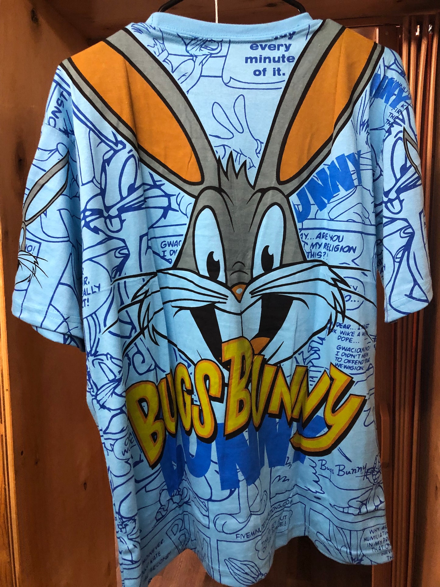 Unisex Tee-Shirt Bugs Bunny Size XL Light Blue Multicolor "New Arrival"
