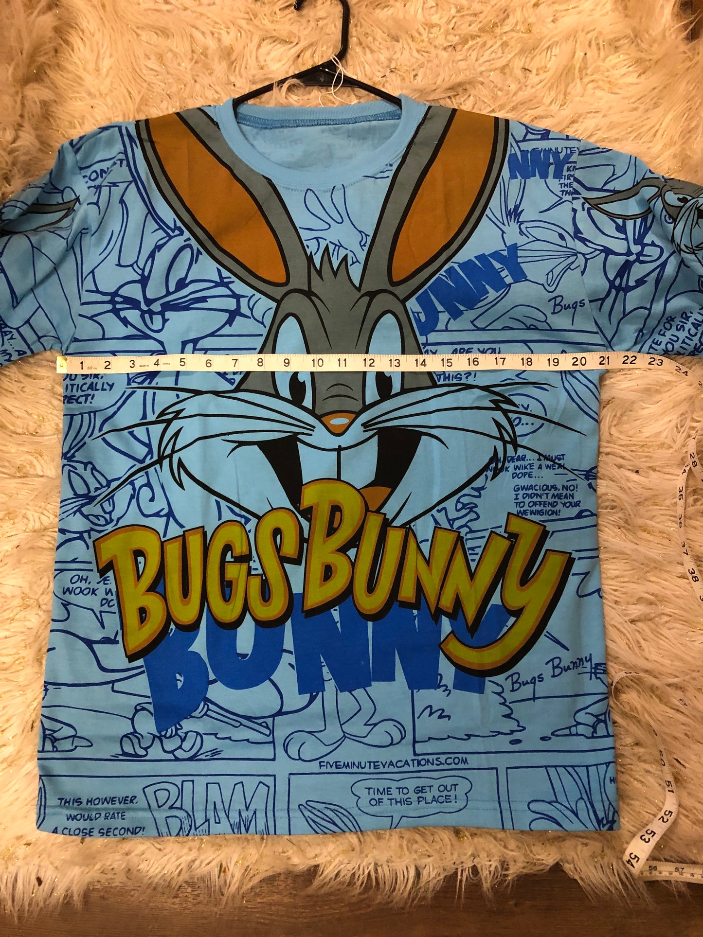 Unisex Tee-Shirt Bugs Bunny Size XL Light Blue Multicolor "New Arrival"