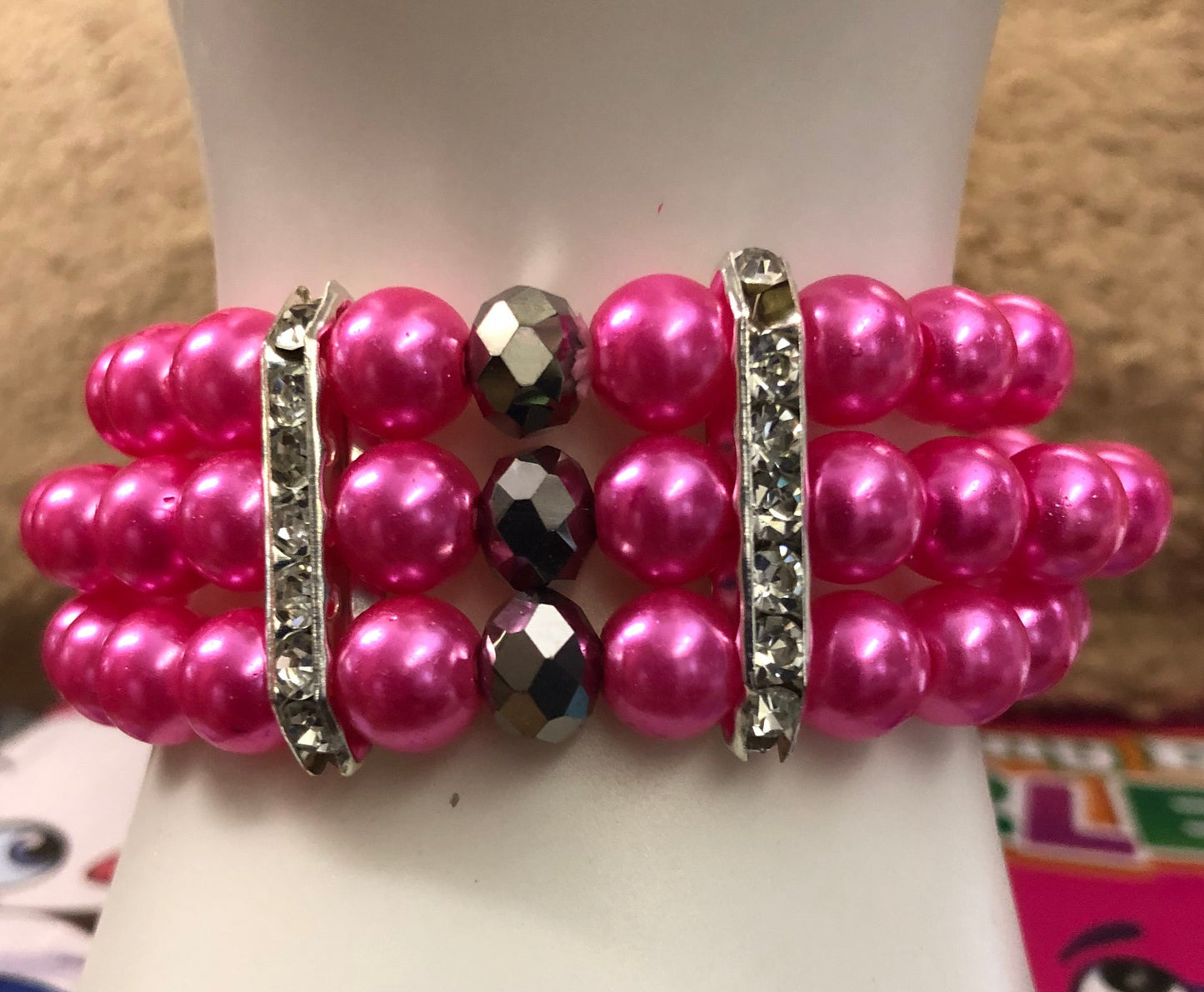 Woman 3 Stack Fashion Stretchy Pearl Crackle Stone Bracelet With Bling Inserts"New Arrival Comes In 7 Colorsl"