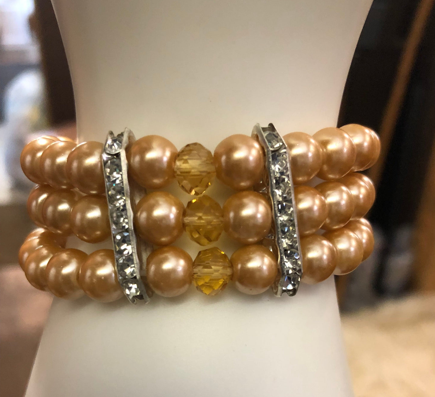 Woman 3 Stack Fashion Stretchy Pearl Crackle Stone Bracelet With Bling Inserts"New Arrival Comes In 7 Colorsl"