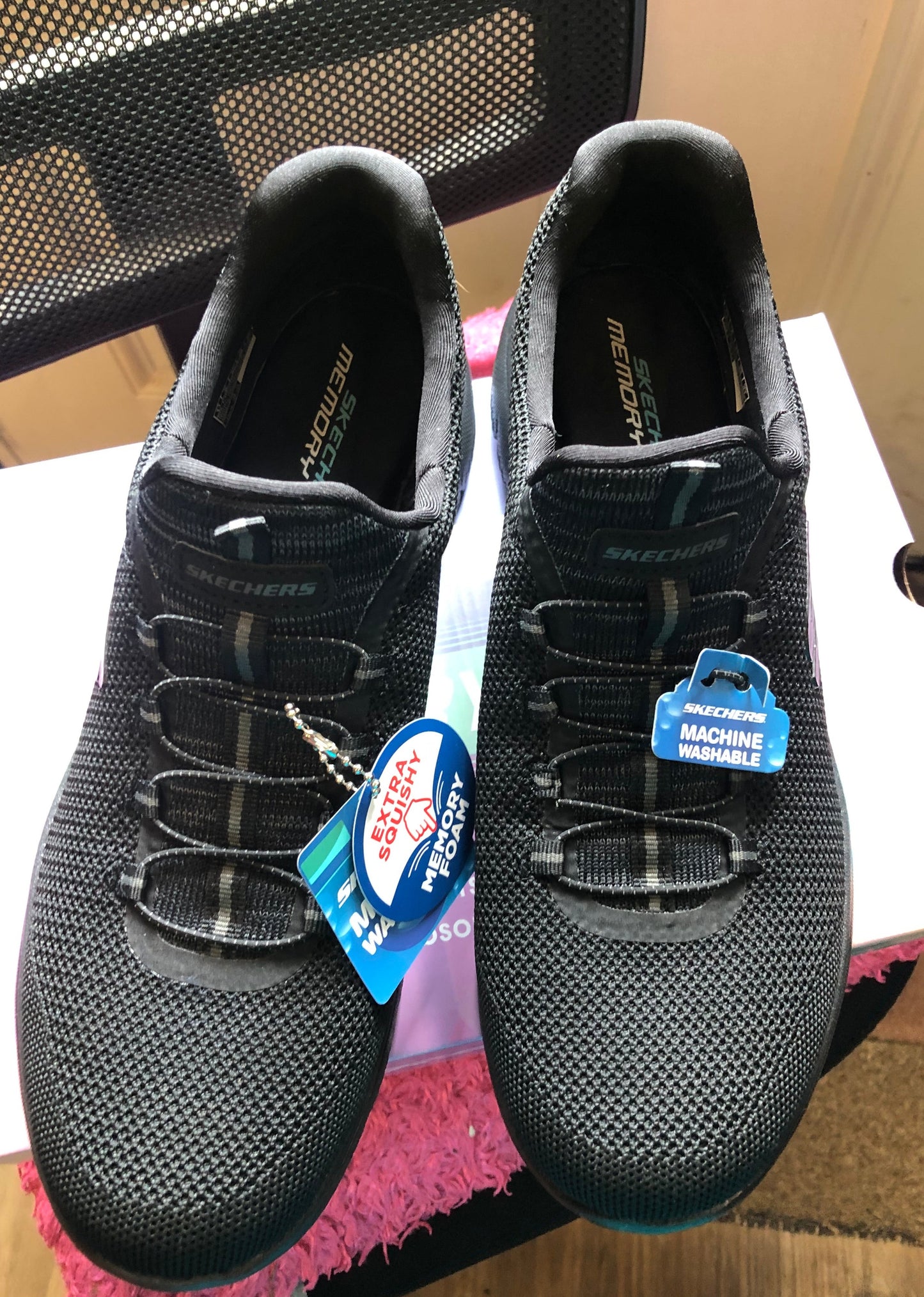 Woman Slip on Skechers With Memory Foam Size 11 Color Black "New Arrival"