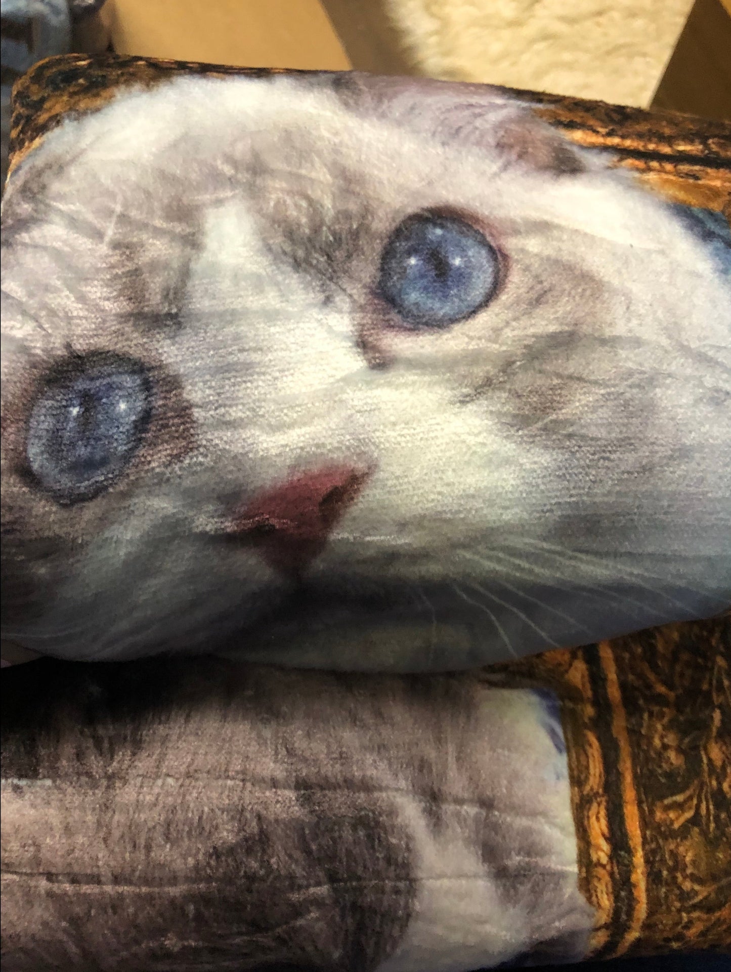 Great For The Lover Of Cats Wrap Yourself In This Blanket Of Cats "New Arrival" 80"Lx60"WThanks For Your Purchase, (SOLD OUT)