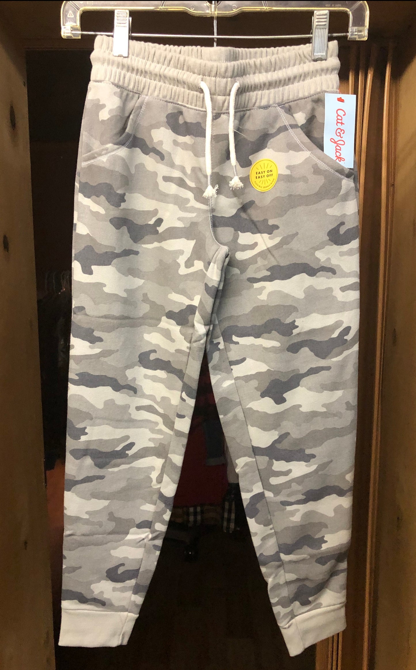 Boys/Girls Unisex Camo Pants Size M (7/8) "New Arrival" Elastic Wastband