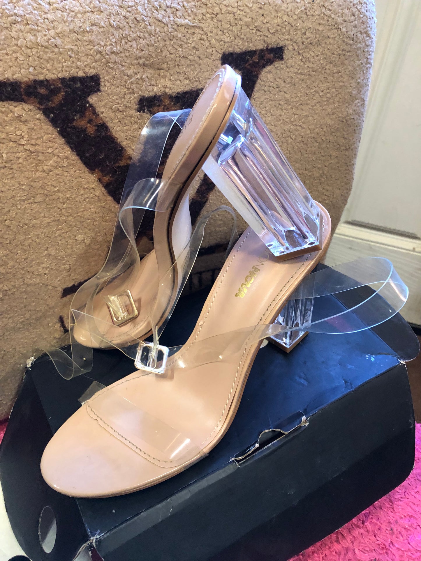 Woman Glass Slipper Transparent Clear Straps Size 10 New With Box
