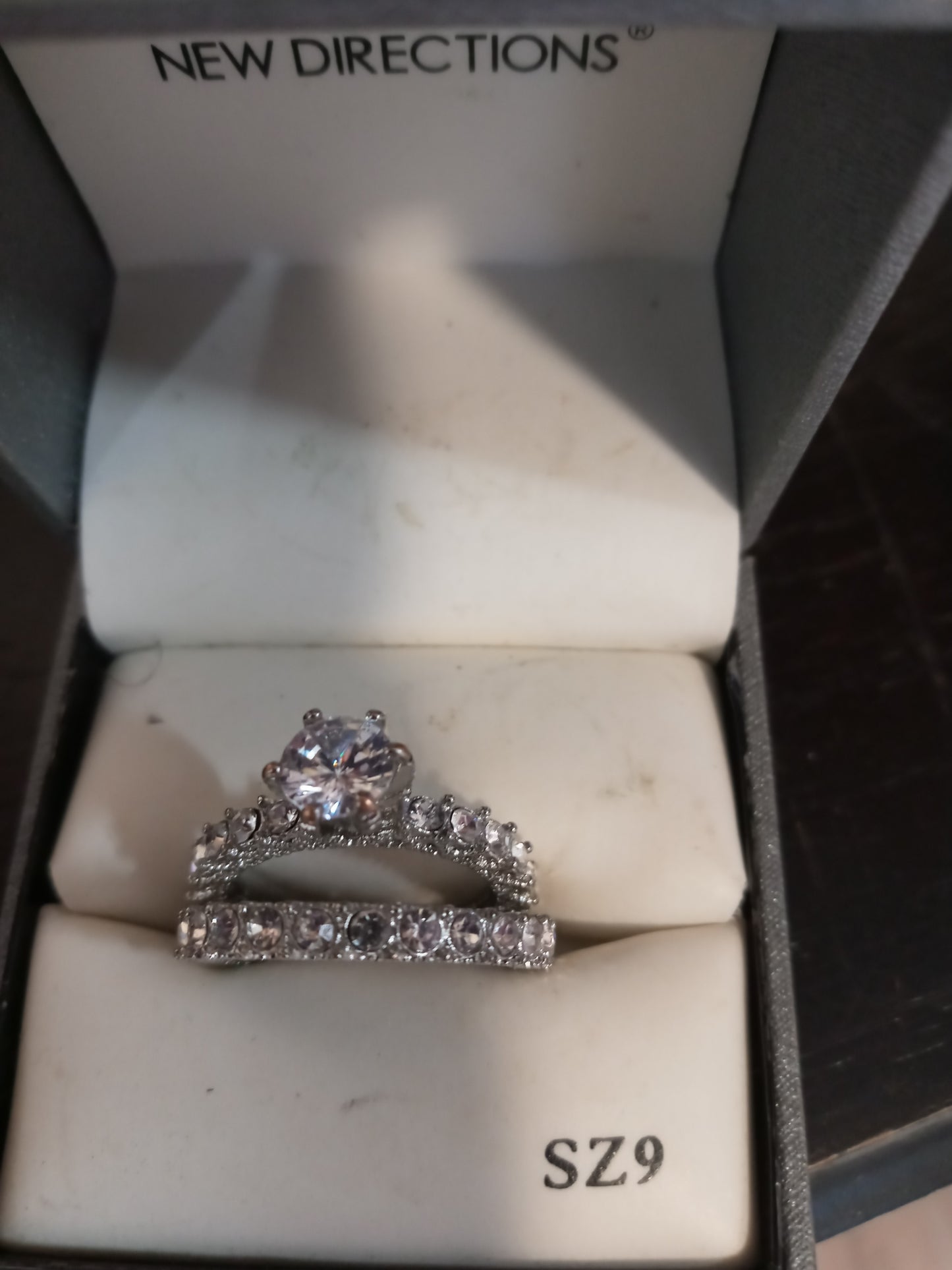 Woman Fashion Cubic Zerconia Ring Set Size 9