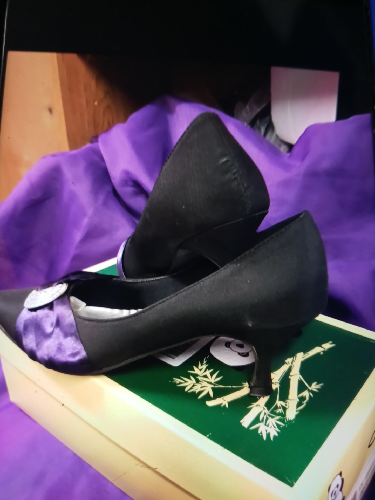 Woman Pre-Owned Pumps Blk/Purple Size 8 (Sold Out) Thanks For Your Purchase