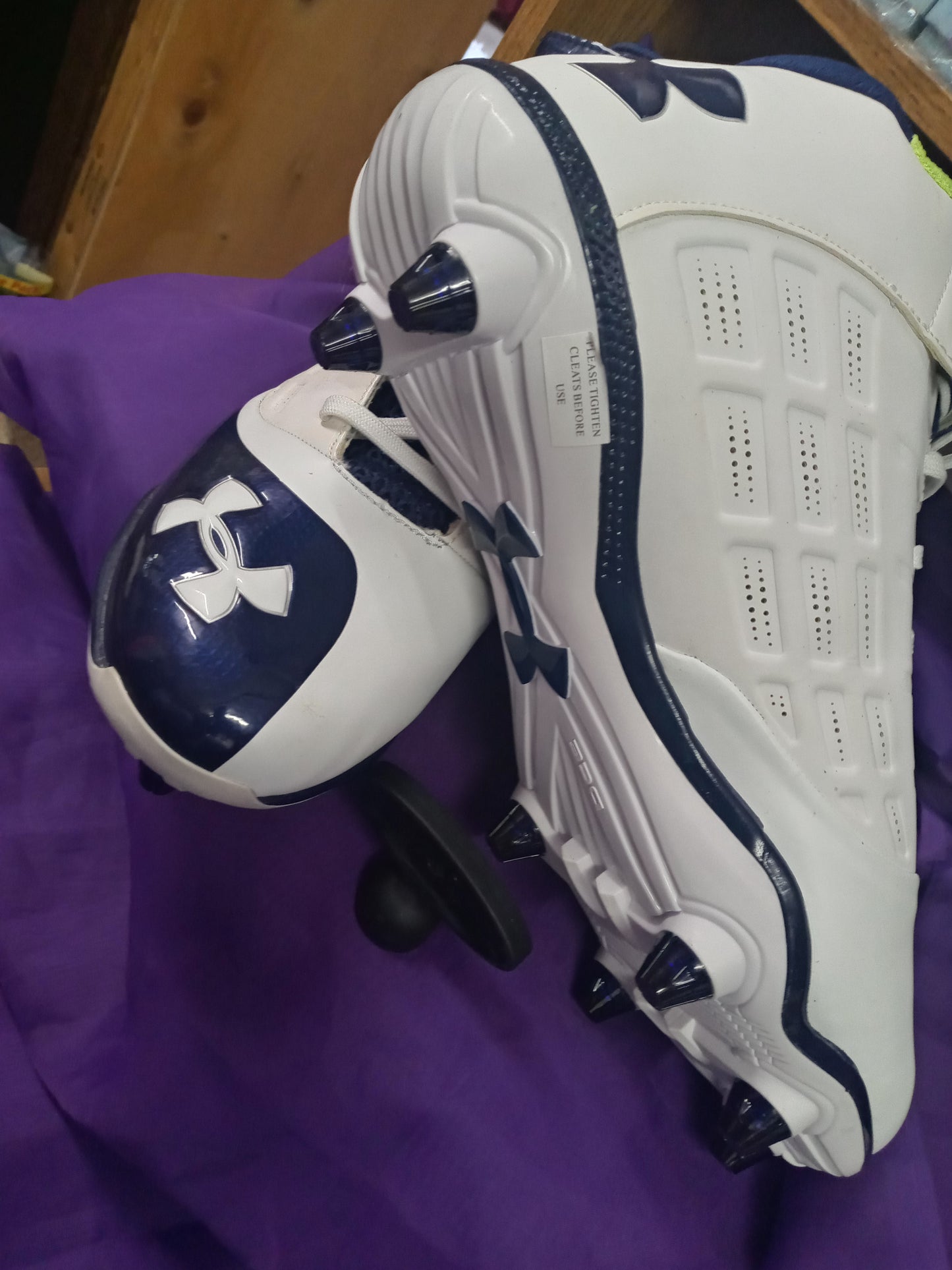 Football Cleats Under Armour Size 12.5 Color White/Blue "New Arrival" It's Football Season