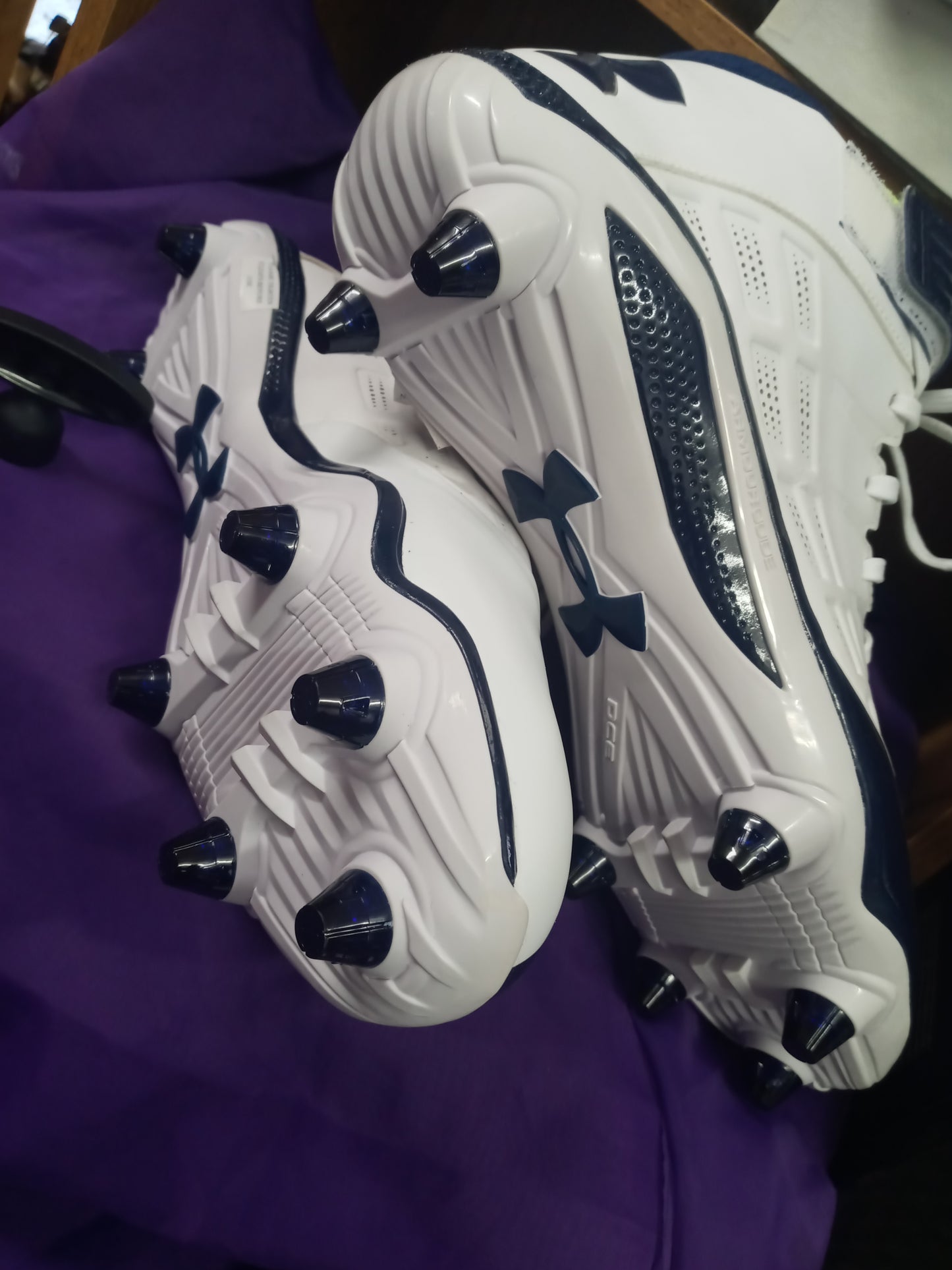 Football Cleats Under Armour Size 12.5 Color White/Blue "New Arrival" It's Football Season