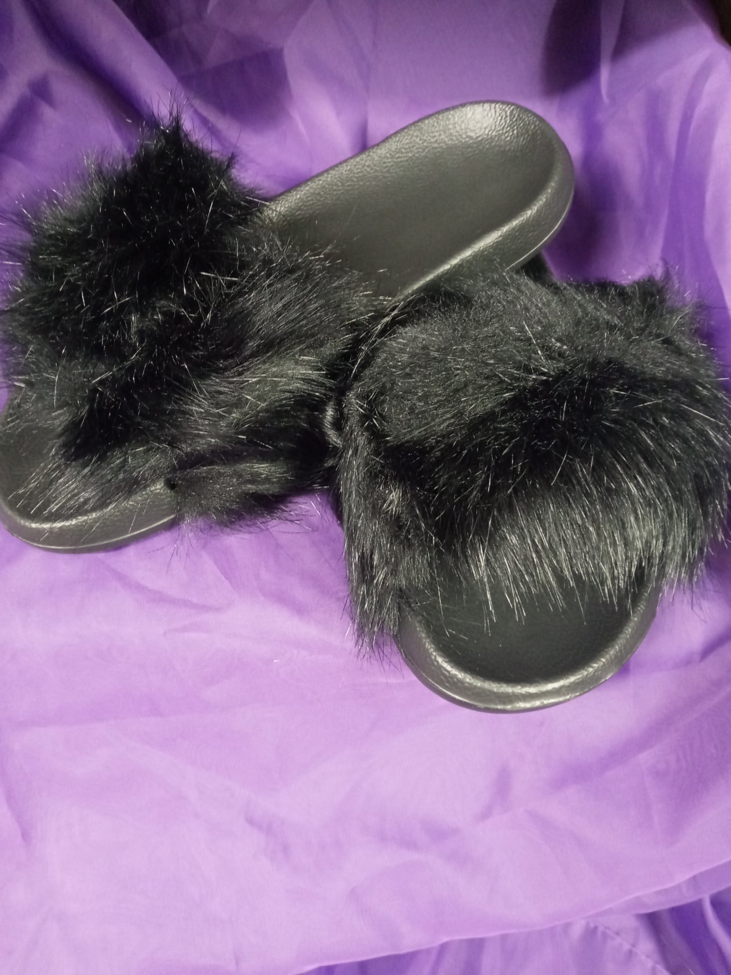 Woman Summer Explosion Fur Slides Size 11 Color Black (SOLD OUT)