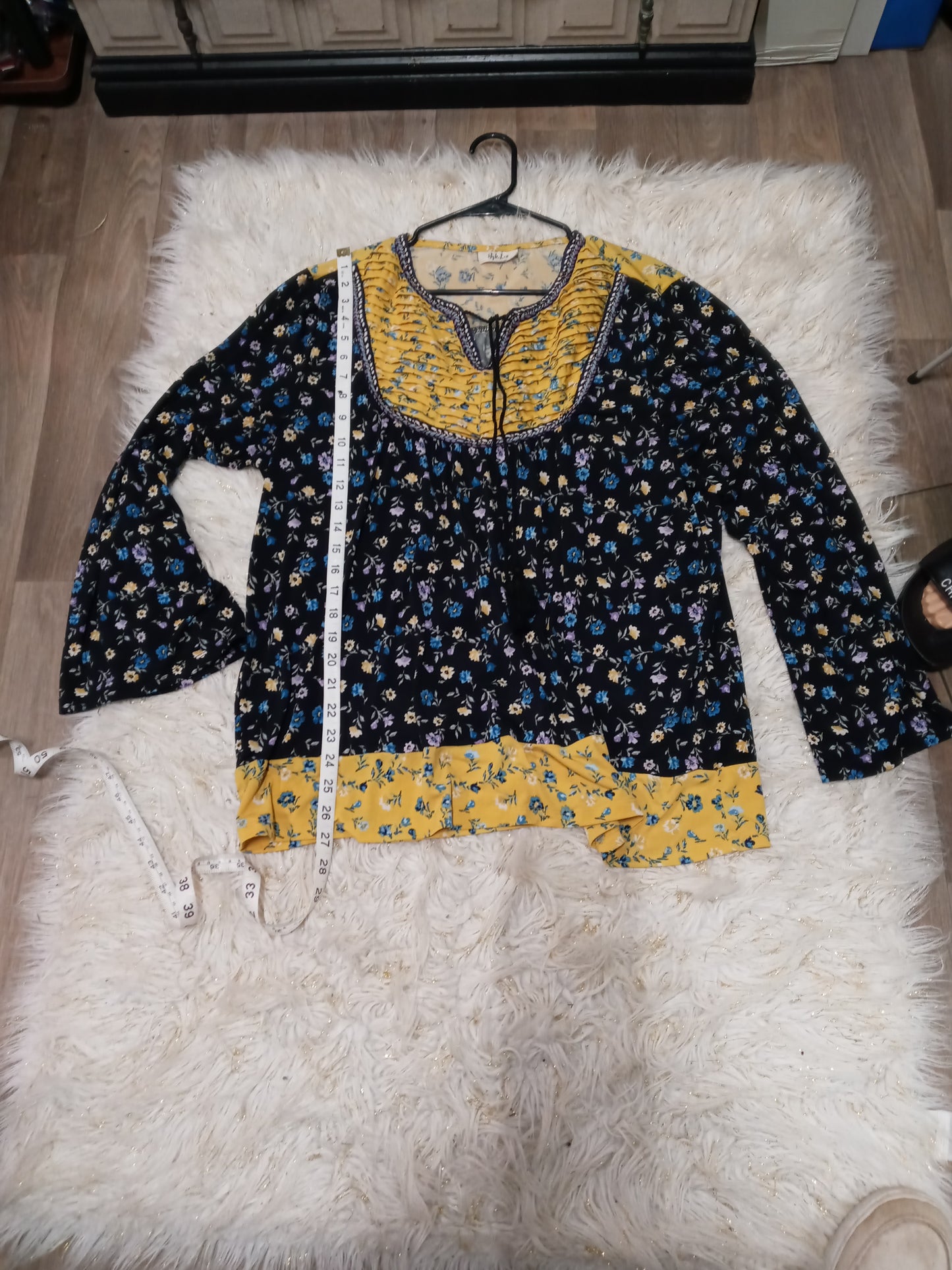 Woman Hobo Top By:Style & Co. Size XXL "New Fall Arrival"