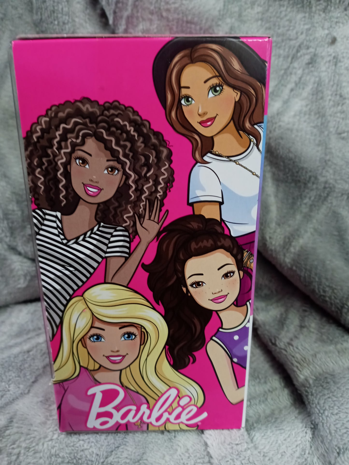 Barbie Fashionista Mini Styling Head With New Colored Highlights "New Arrival"