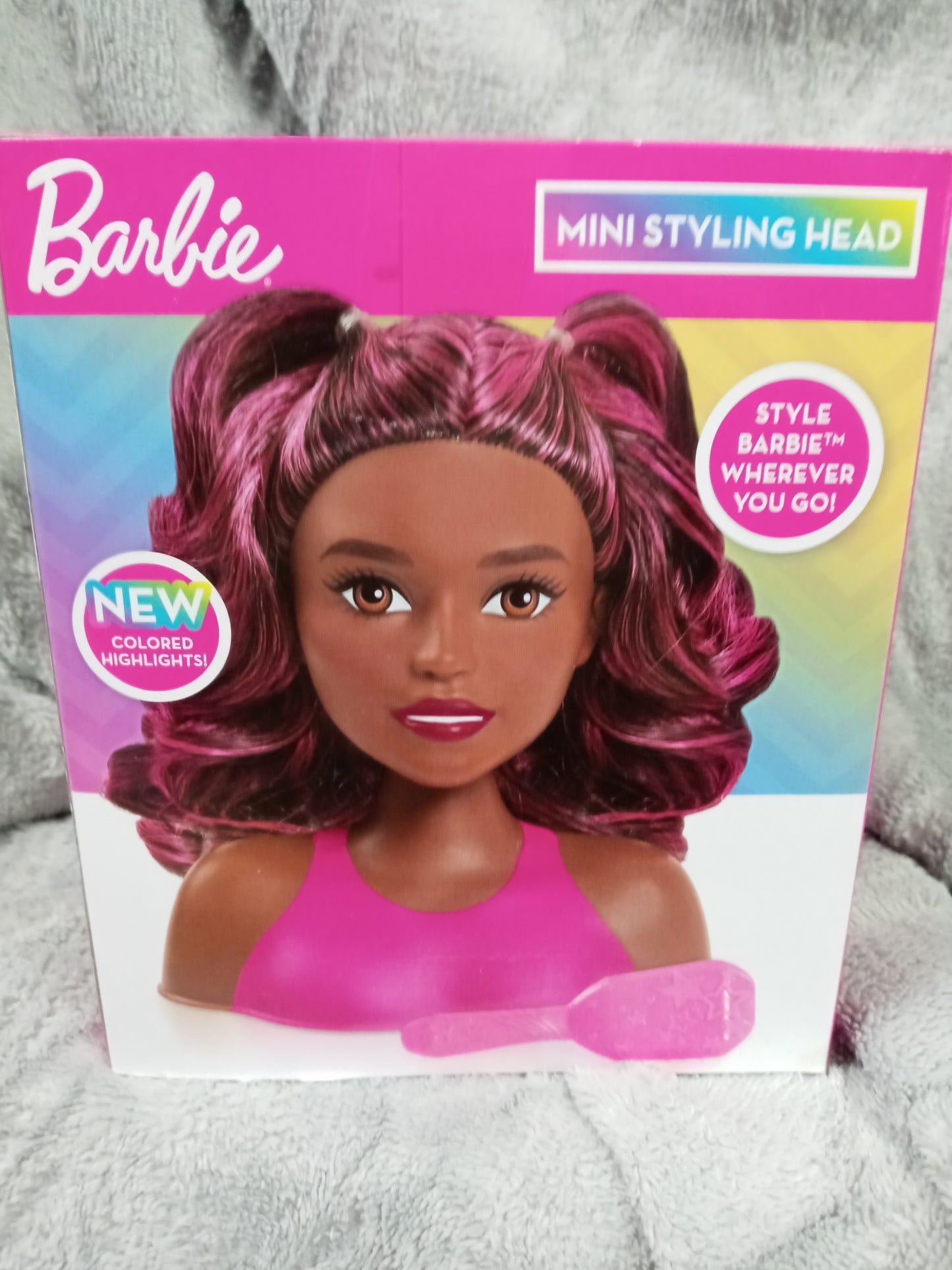 Barbie Fashionista Mini Styling Head With New Colored Highlights "New Arrival"