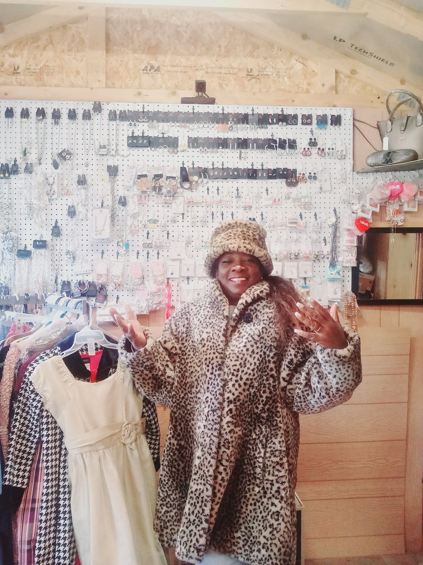 Womans Very Beautiful Cheetah Print Swing Coat "Just In" Size L