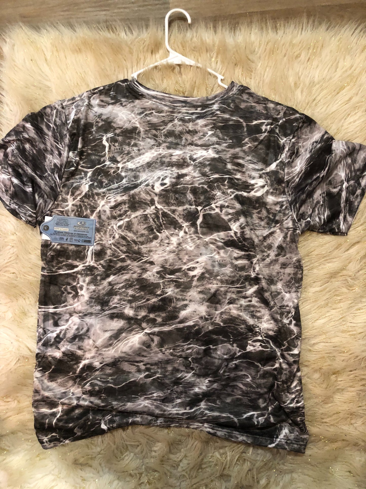 Men Fashion Shirt Size XL