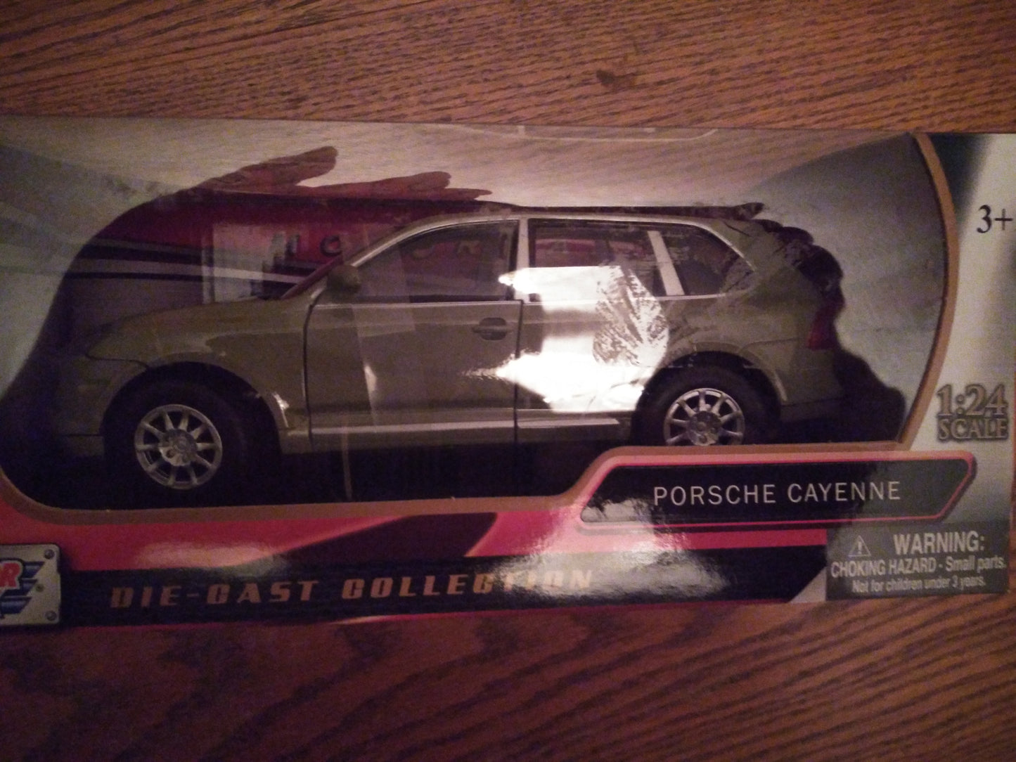 Moter Max Die-Cast Collection (Porsche Cayenne) In It's Original Seal Box