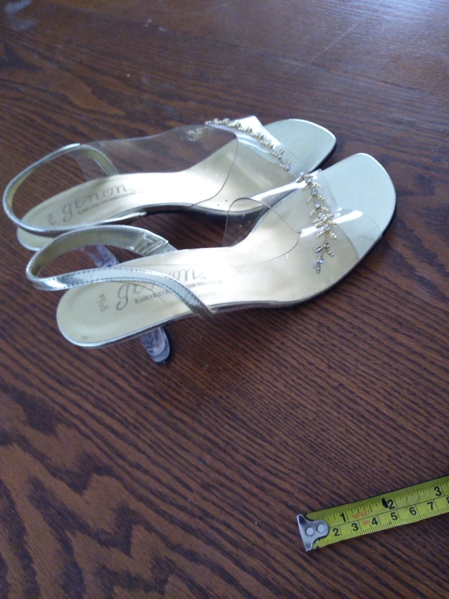 Woman Pre-Owned Clear With Bling Dress Scoop Hill Shoe Size 9
