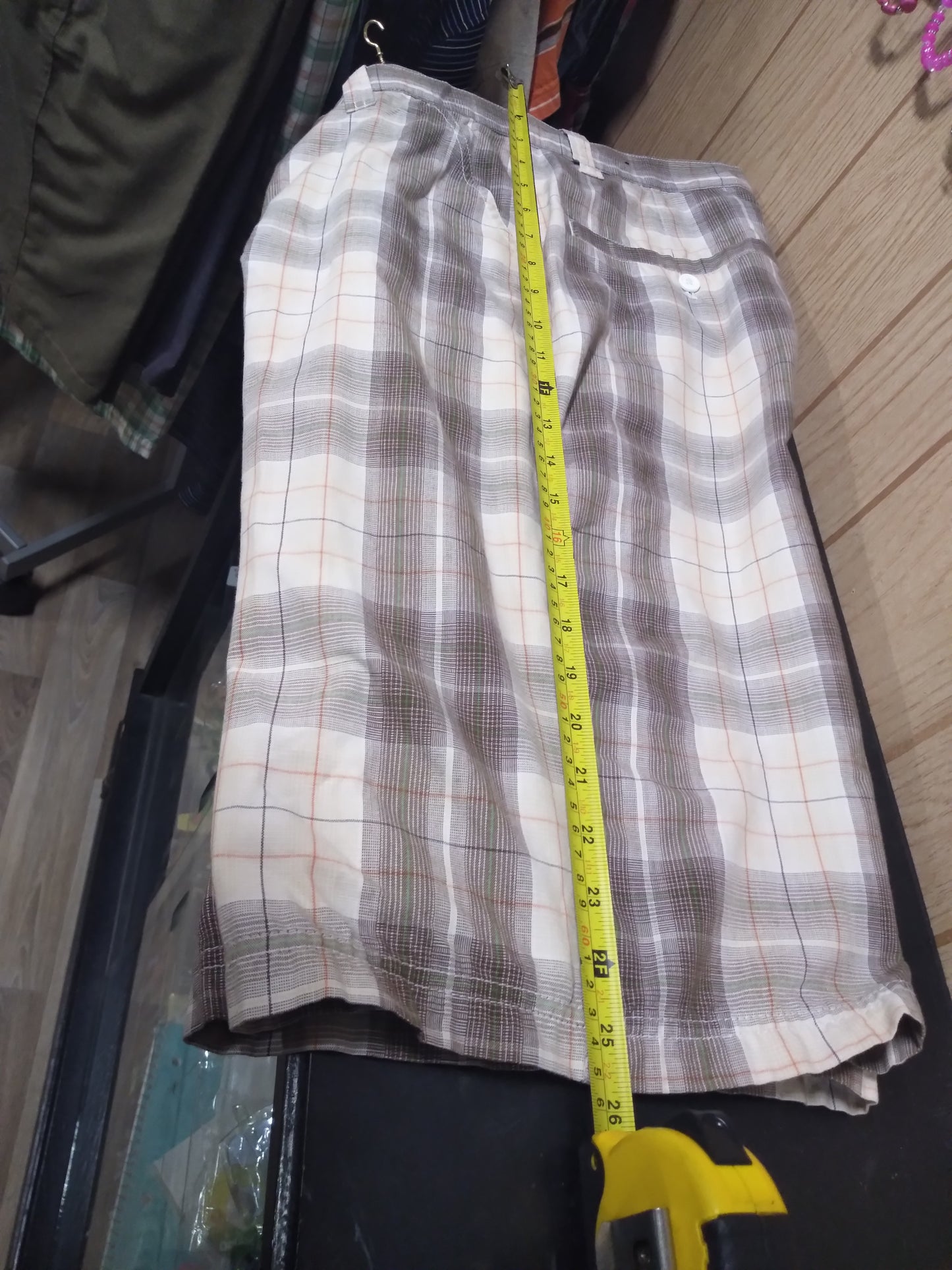 Men Shorts Size 32