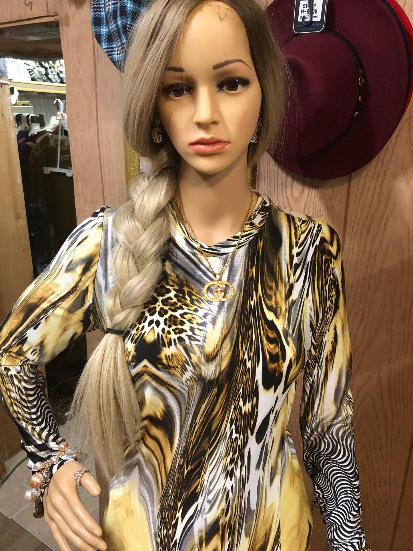 Womans Dress By:Jasmine Zebera Print "Great Fall Collection"(Size Large)
