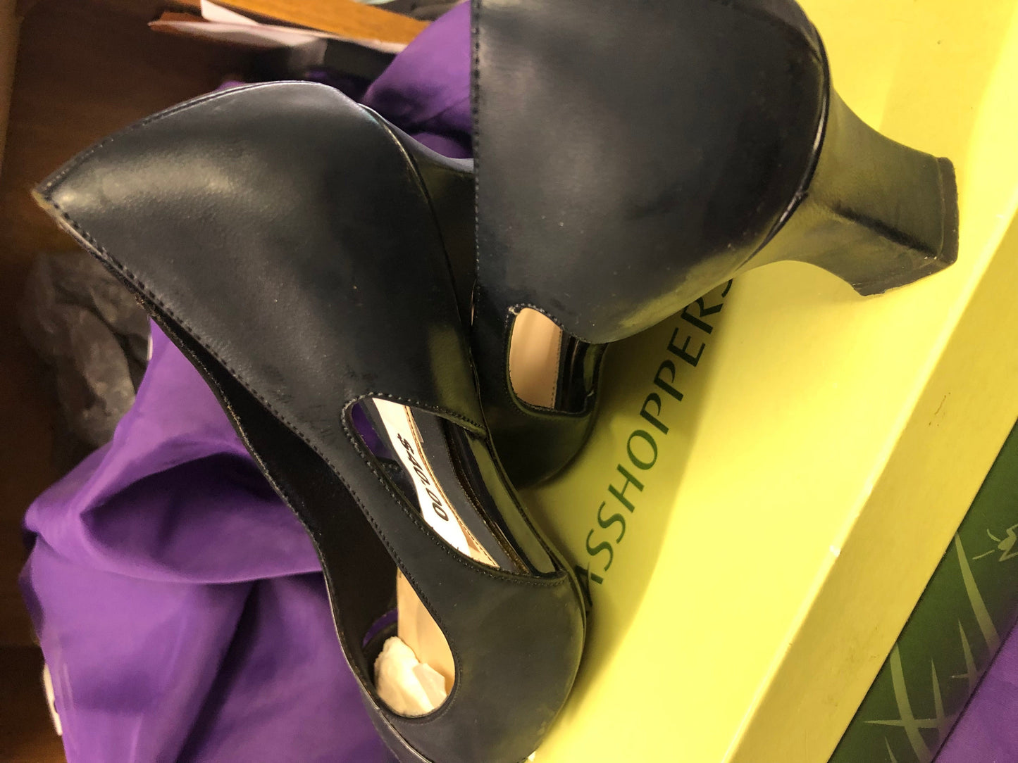 Woman Pre-Owned Navy Blue Pump Size 8.5