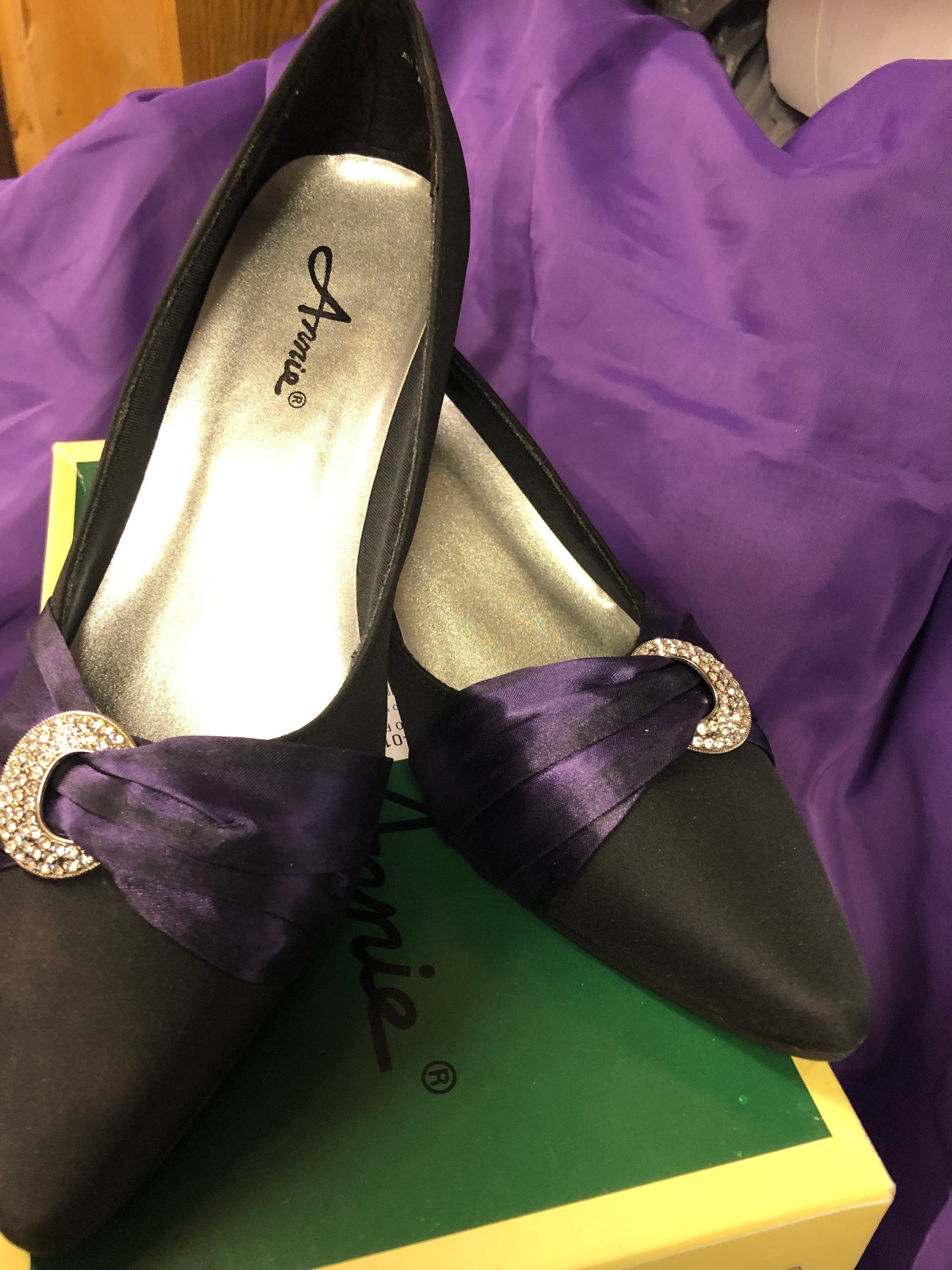 Woman Pre-Owned Pumps Blk/Purple Size 8 (Sold Out) Thanks For Your Purchase