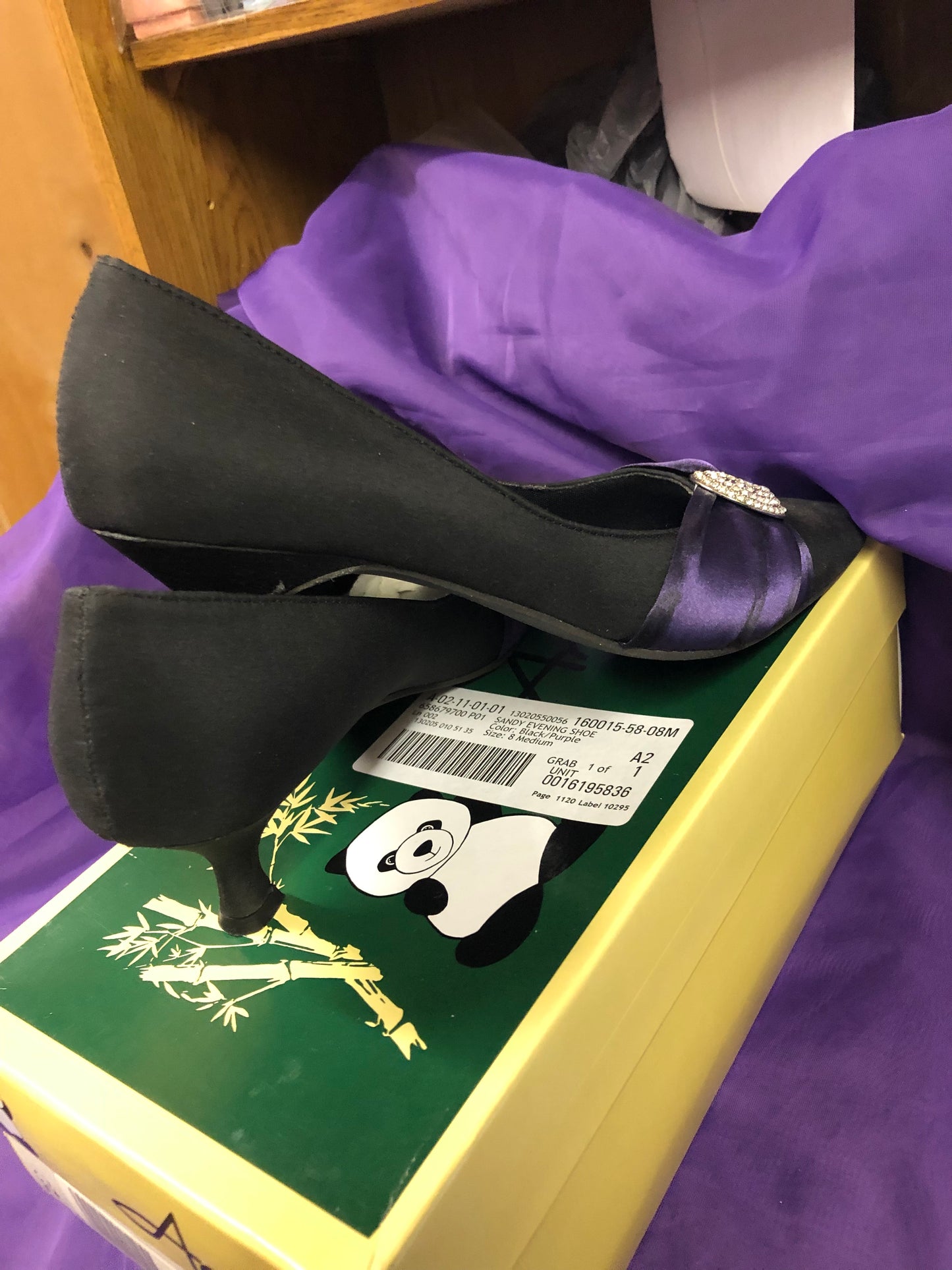 Woman Pre-Owned Pumps Blk/Purple Size 8 (Sold Out) Thanks For Your Purchase