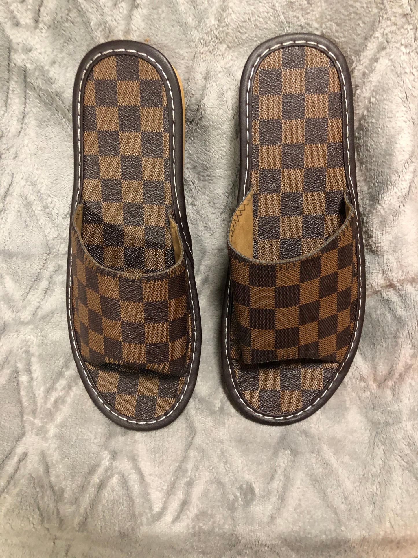 Woman Checkers Flat Slides Size 10