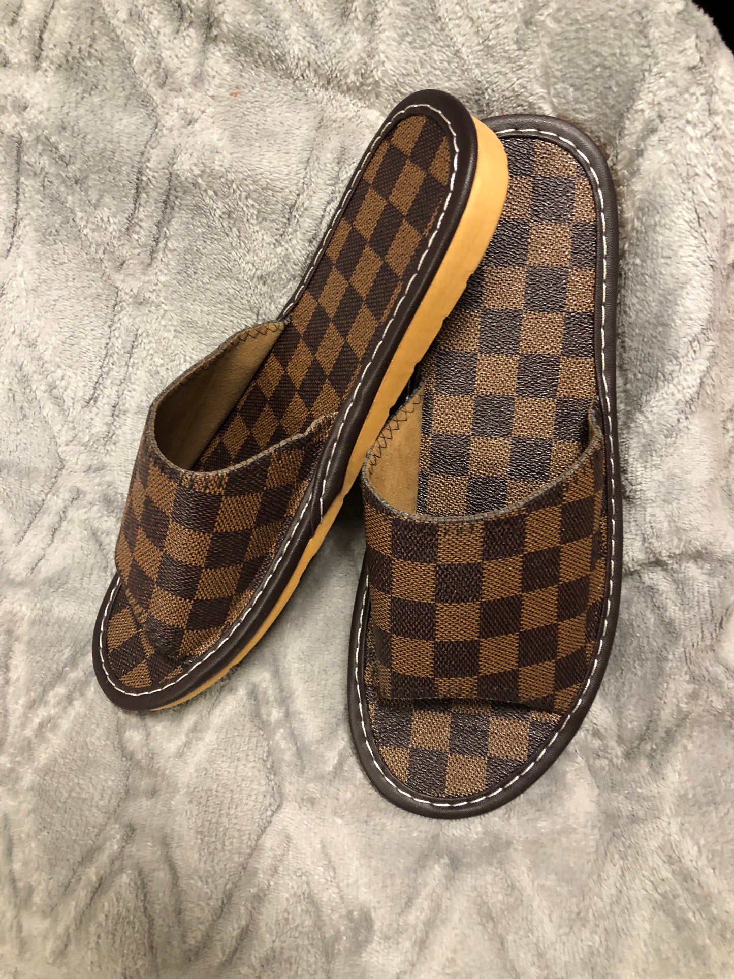 Woman Checkers Flat Slides Size 10